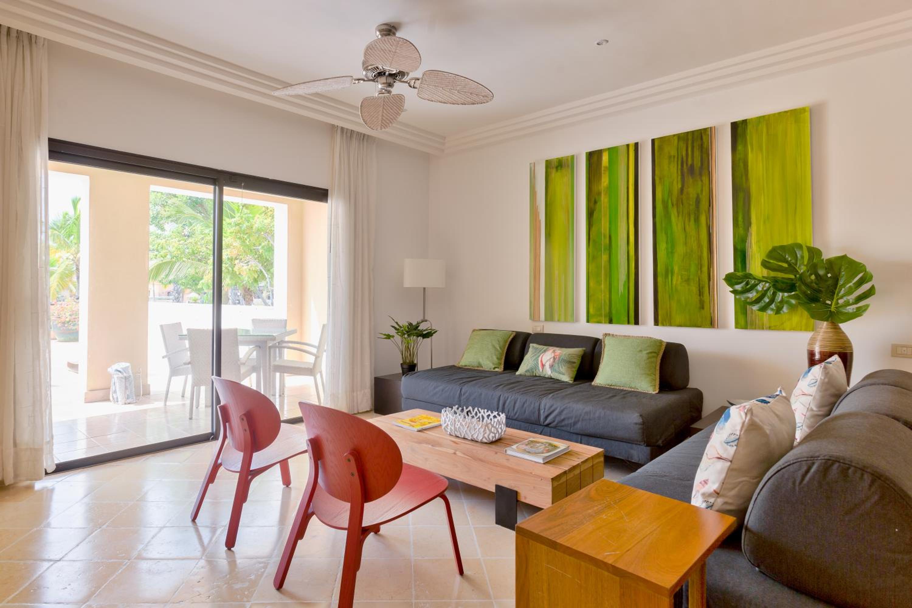 Luxe 1 BR Cap Cana, DR - Steps Away From Pool, King Bed, Caribbean Paradise!