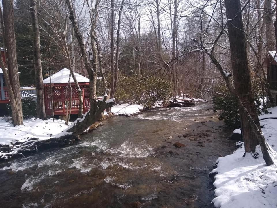 Jonathan Creek Inn
