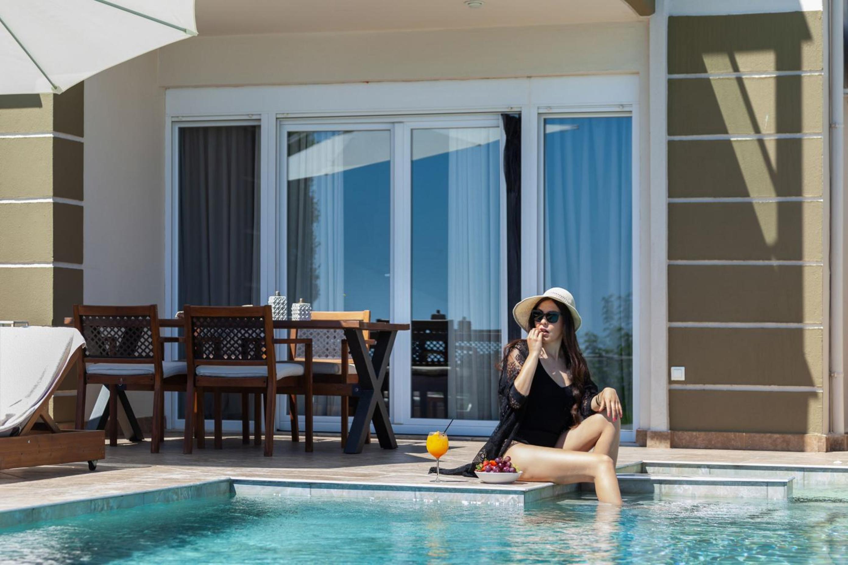 Sunny Villa Grande
