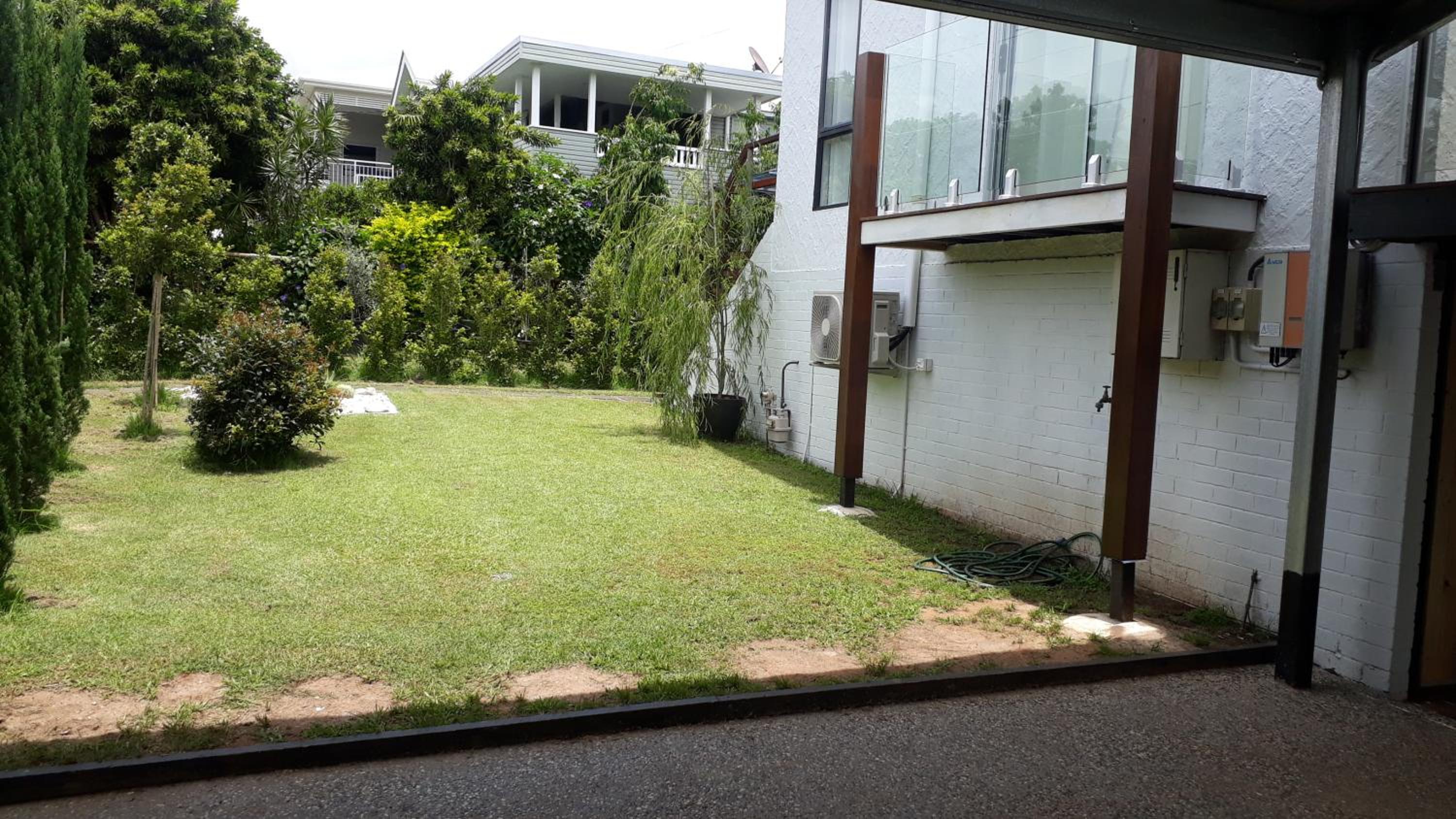 Maple Villa - The Beach House by the bay view 3