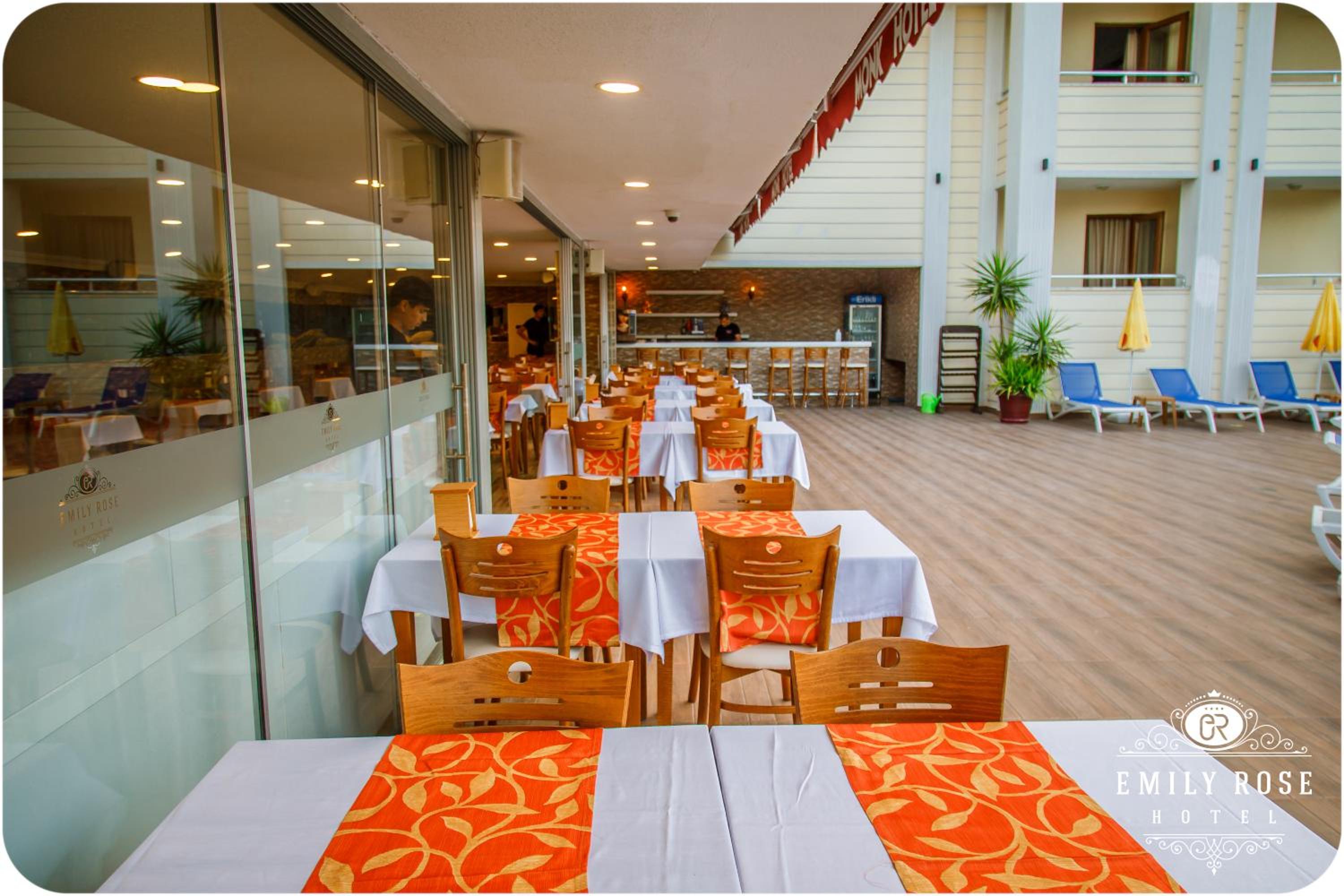 Emily Rose Hotel - Image 6