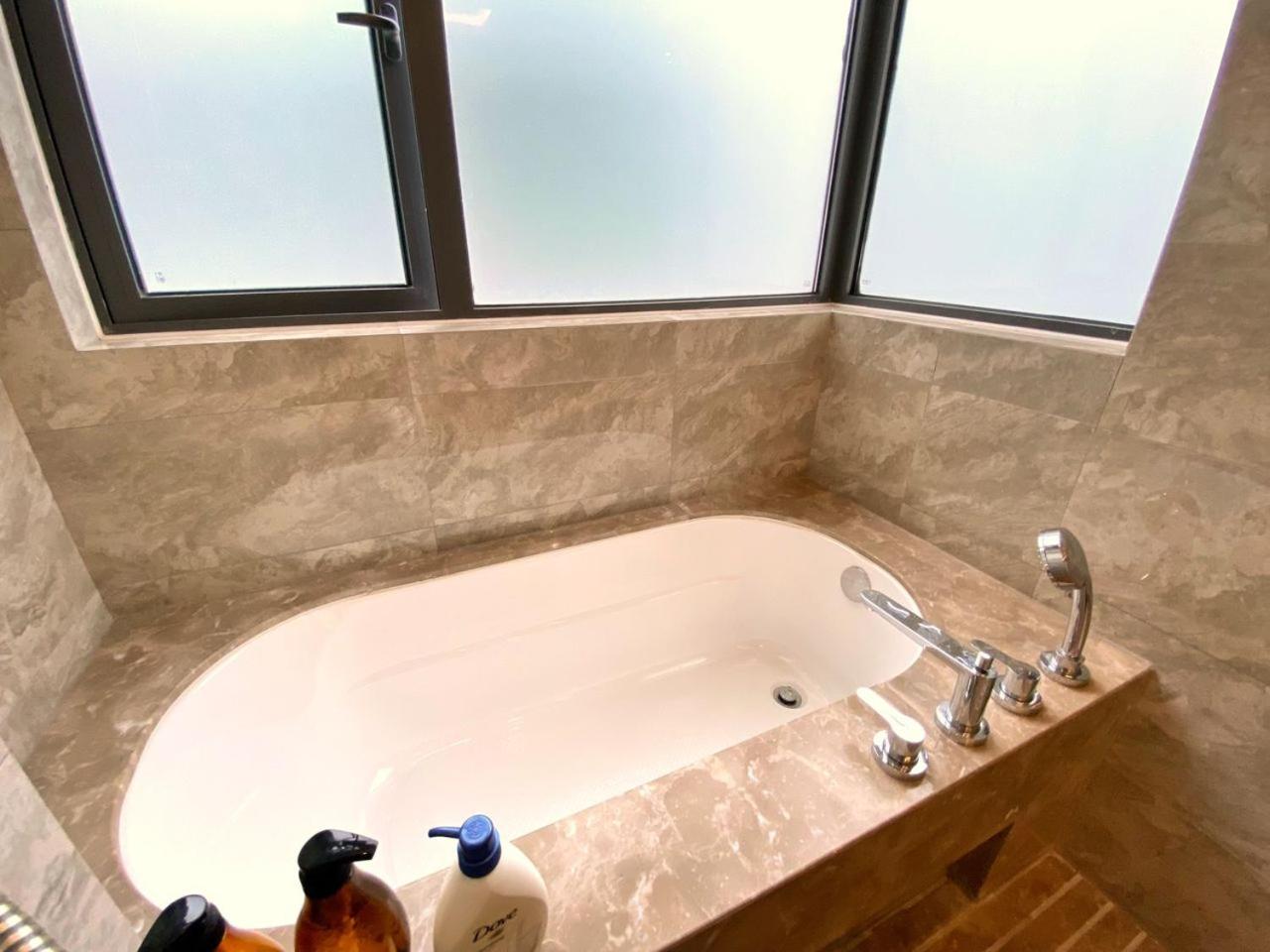 R&F Princess Cove JB Apartment Suites By SC Homestay