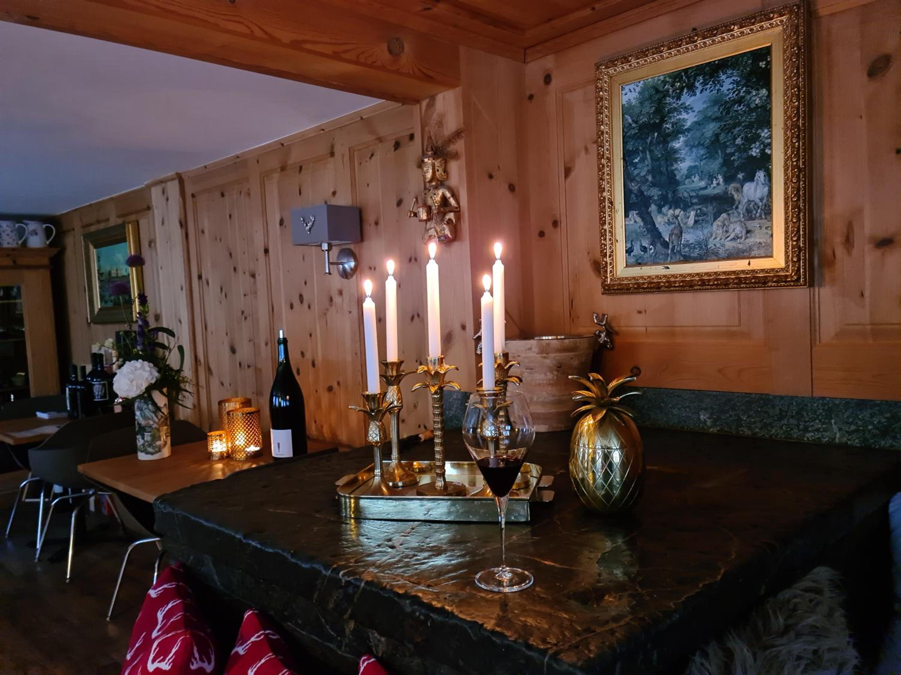 Chesa Prema Bed & Breakfast - Restaurant
