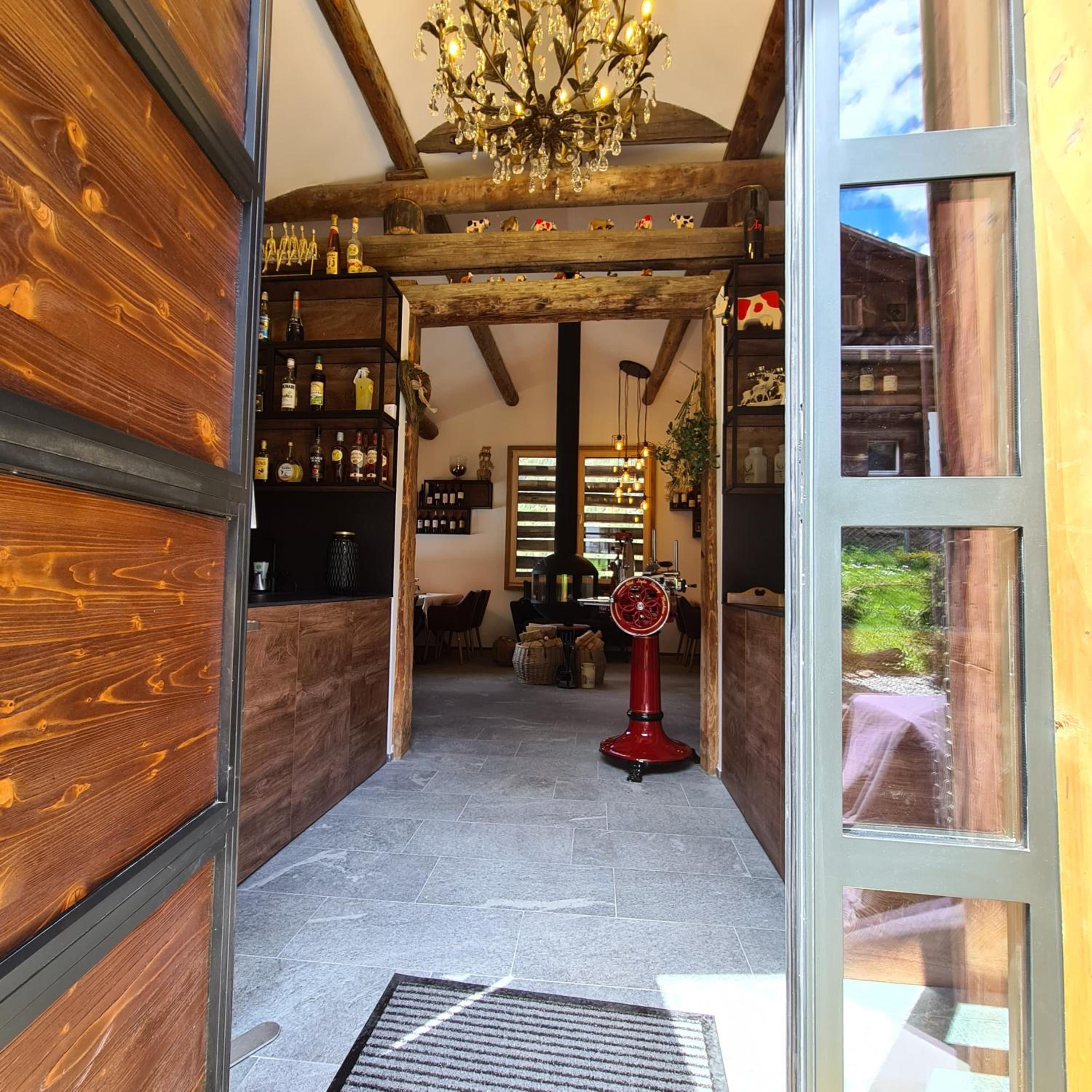 Chesa Prema Bed & Breakfast - Restaurant