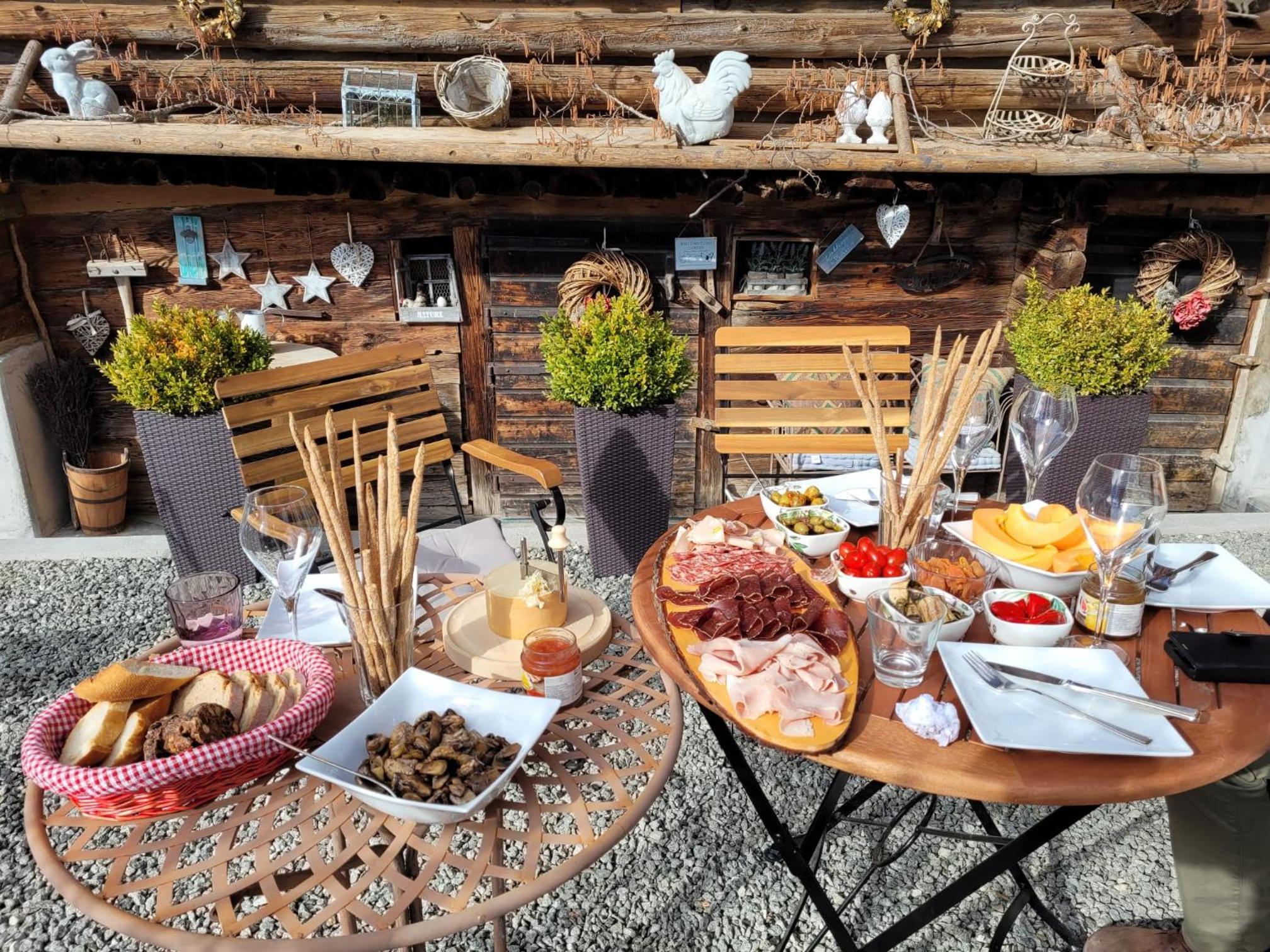 Chesa Prema Bed & Breakfast - Restaurant