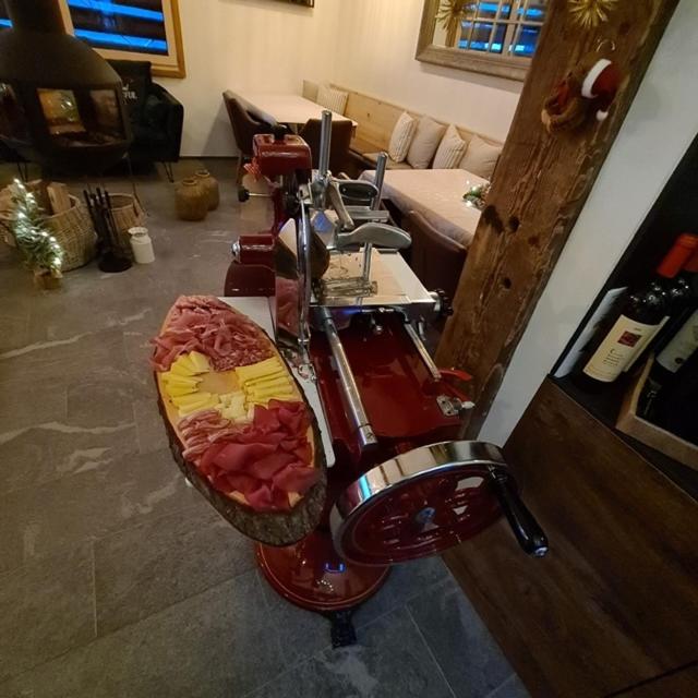 Chesa Prema Bed & Breakfast - Restaurant