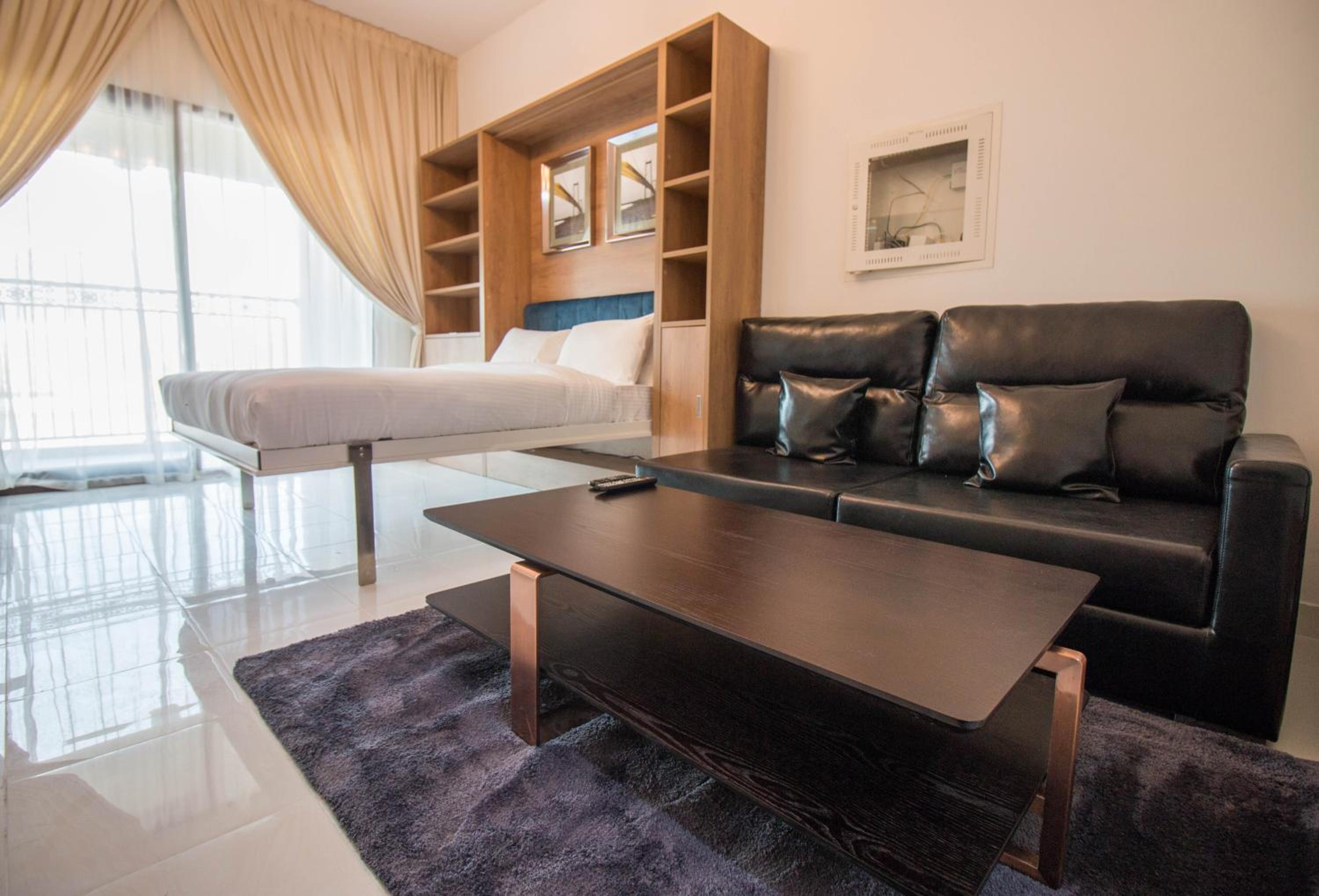 Fully Furnished Studio, Ready to Move-in! Resortz 19