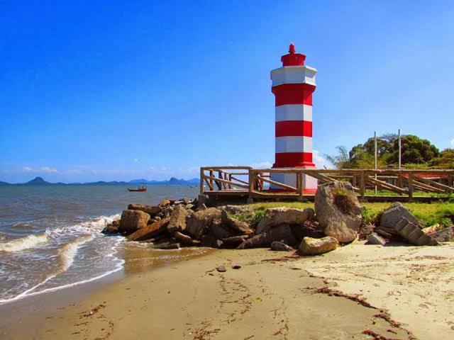 Lindo Sobrado c/ Piscina e conforto próximo do mar