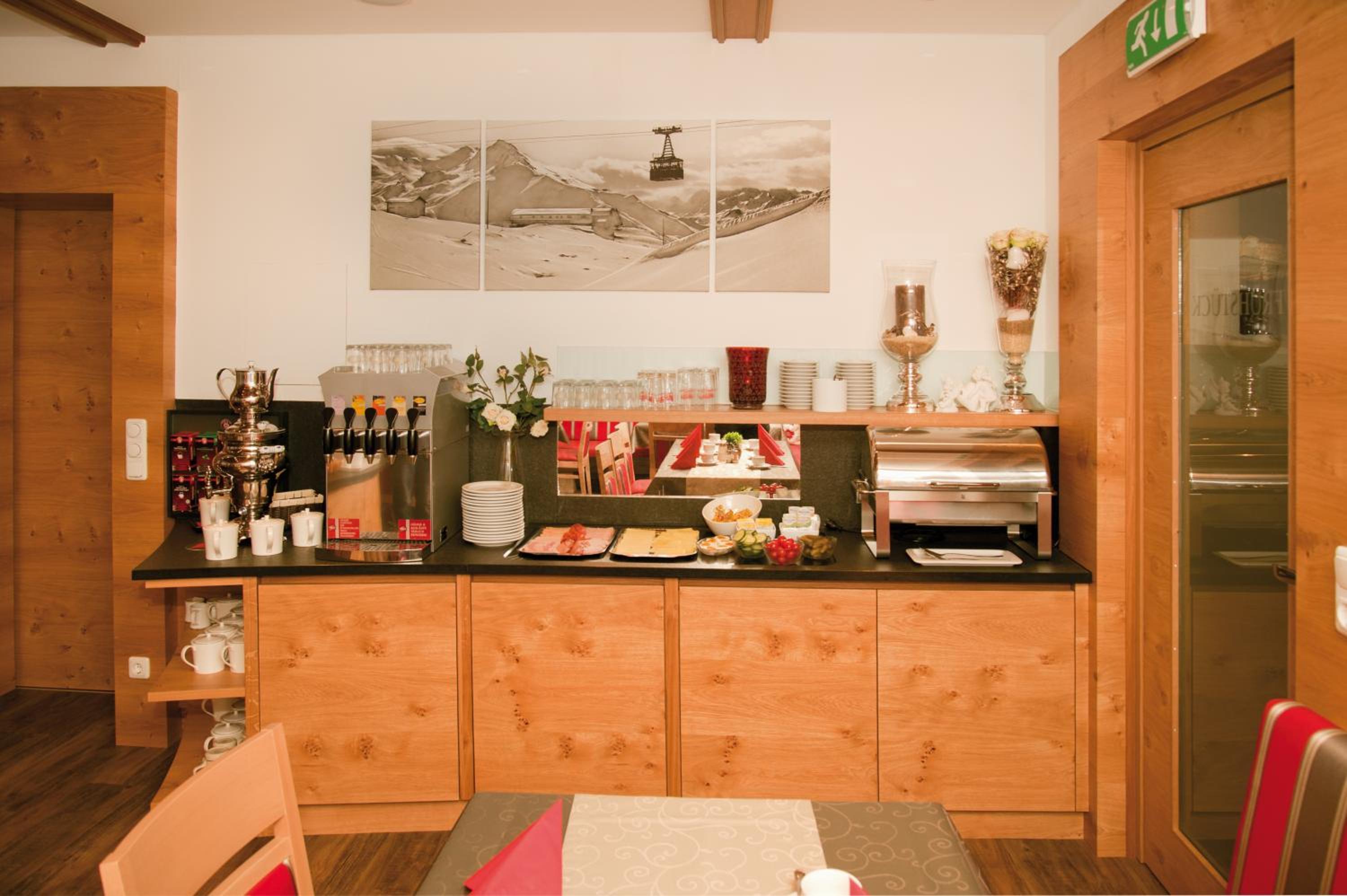 Hotel Garni Binta