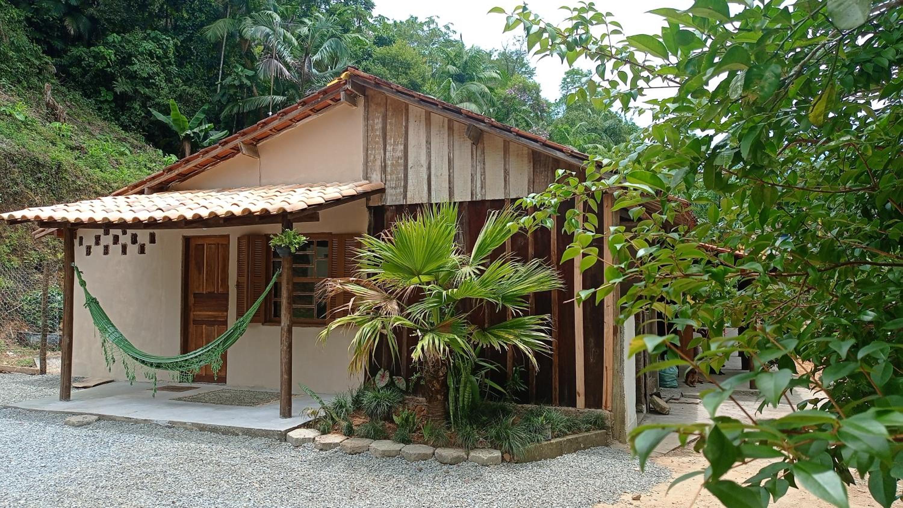 Canto do Sabiá PETAR Hospedagem