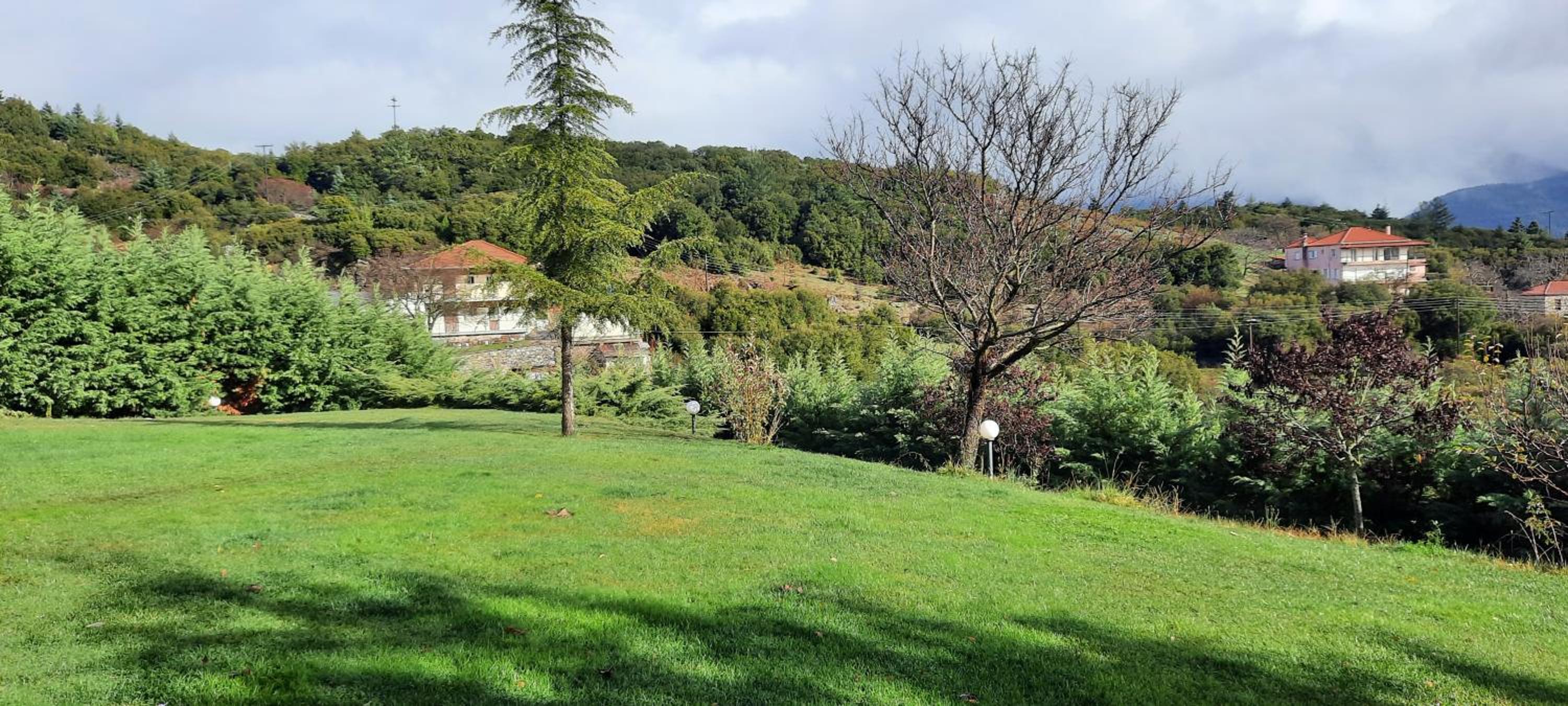 Country Home Giannaras view 3