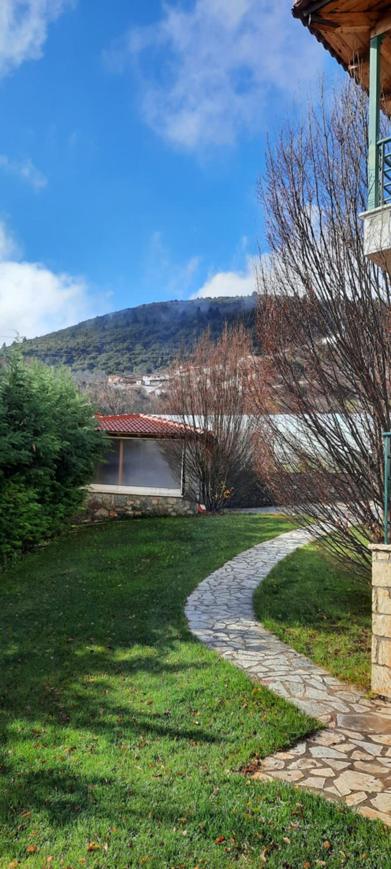 Country Home Giannaras view 5