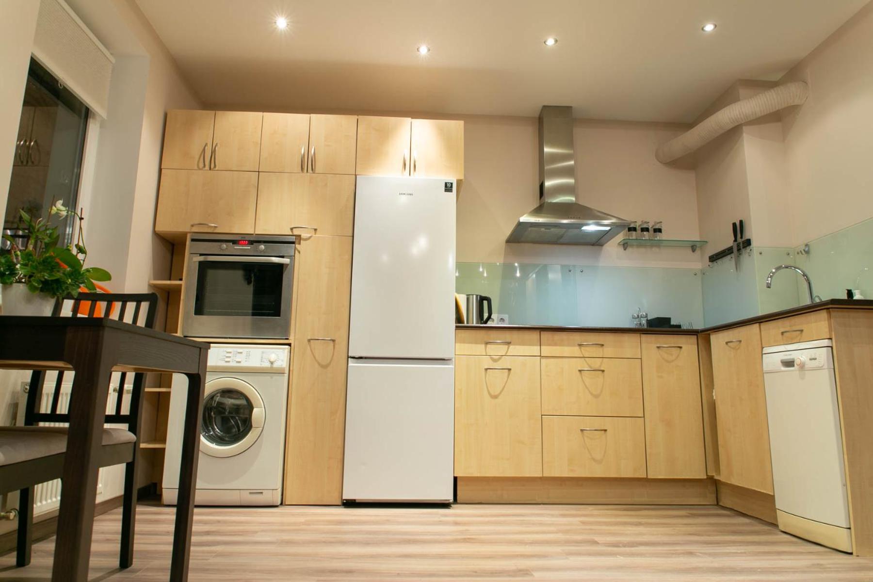 Brassy apartment view 5