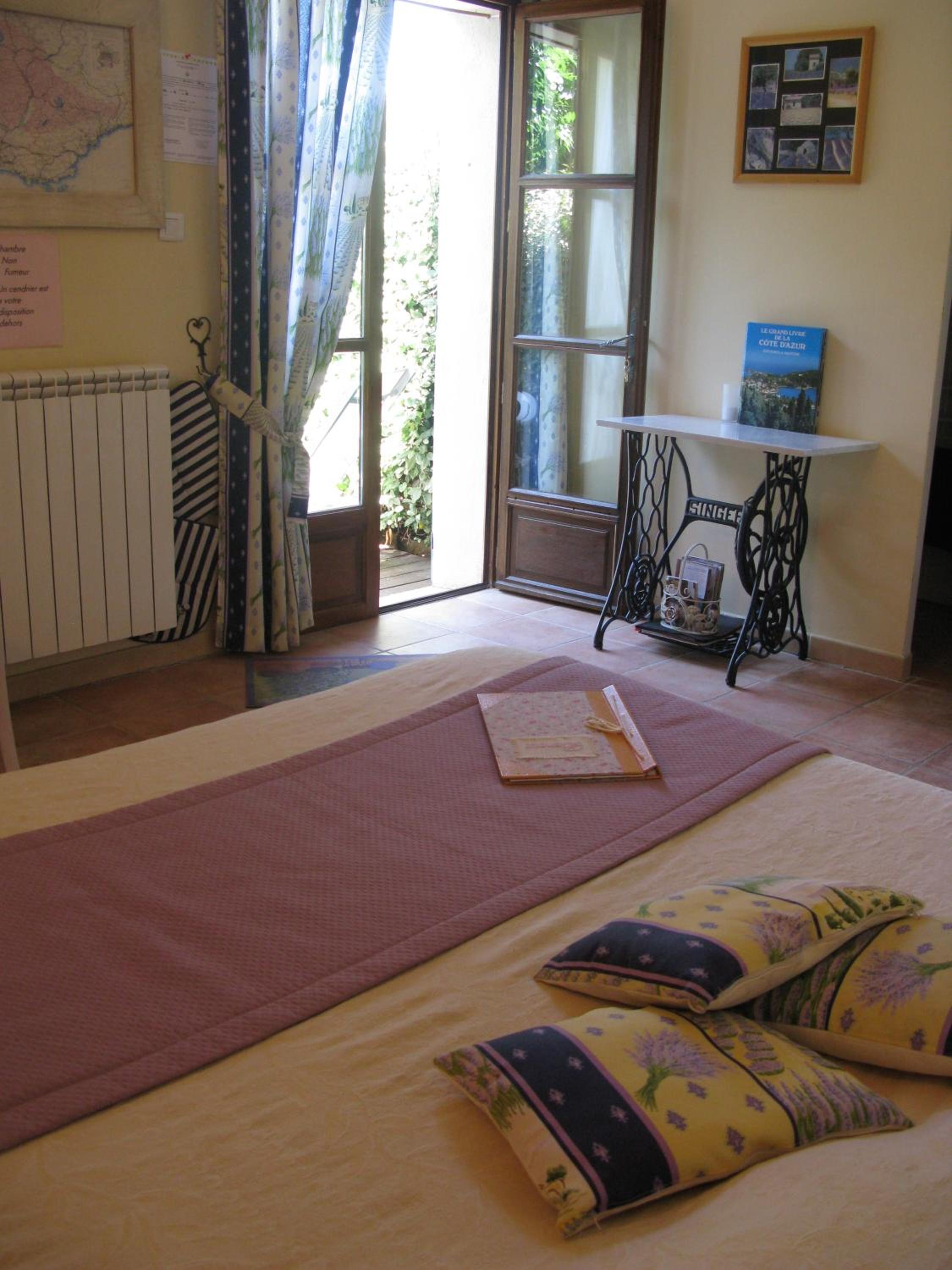Photo 9