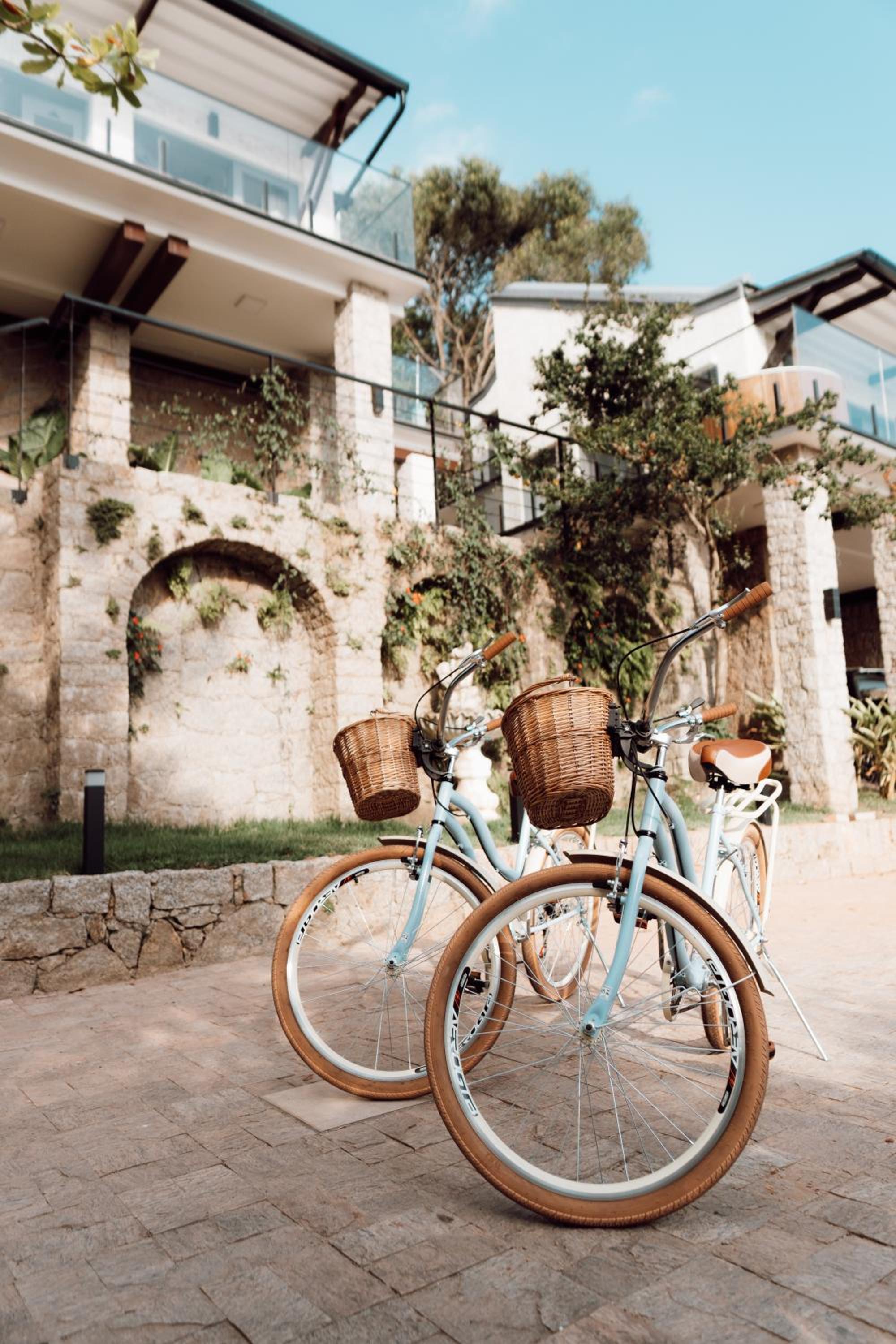 Naatooh Guest Houses