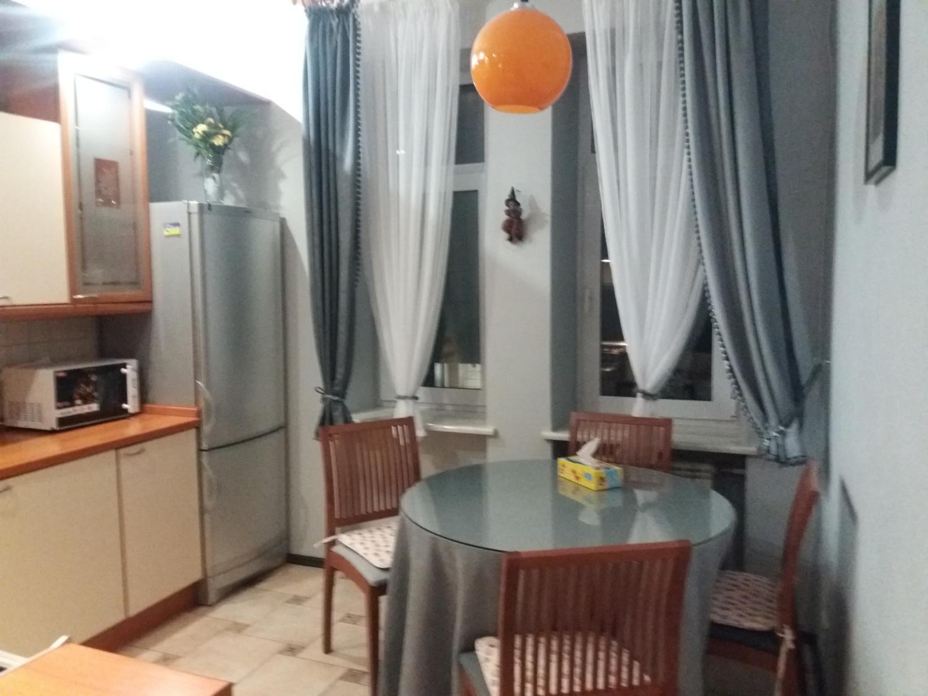 Apartment u Lidii in center of Kiev near railways station