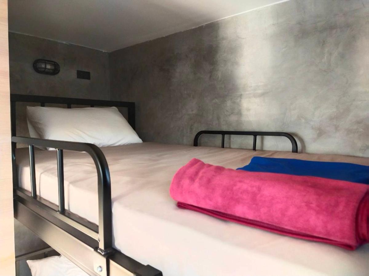 BURI Hotel And Hostel