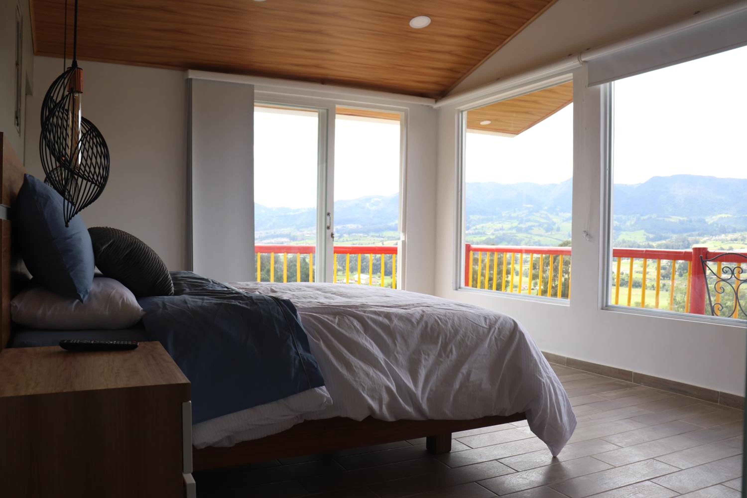 Chalet en la montaña view 2