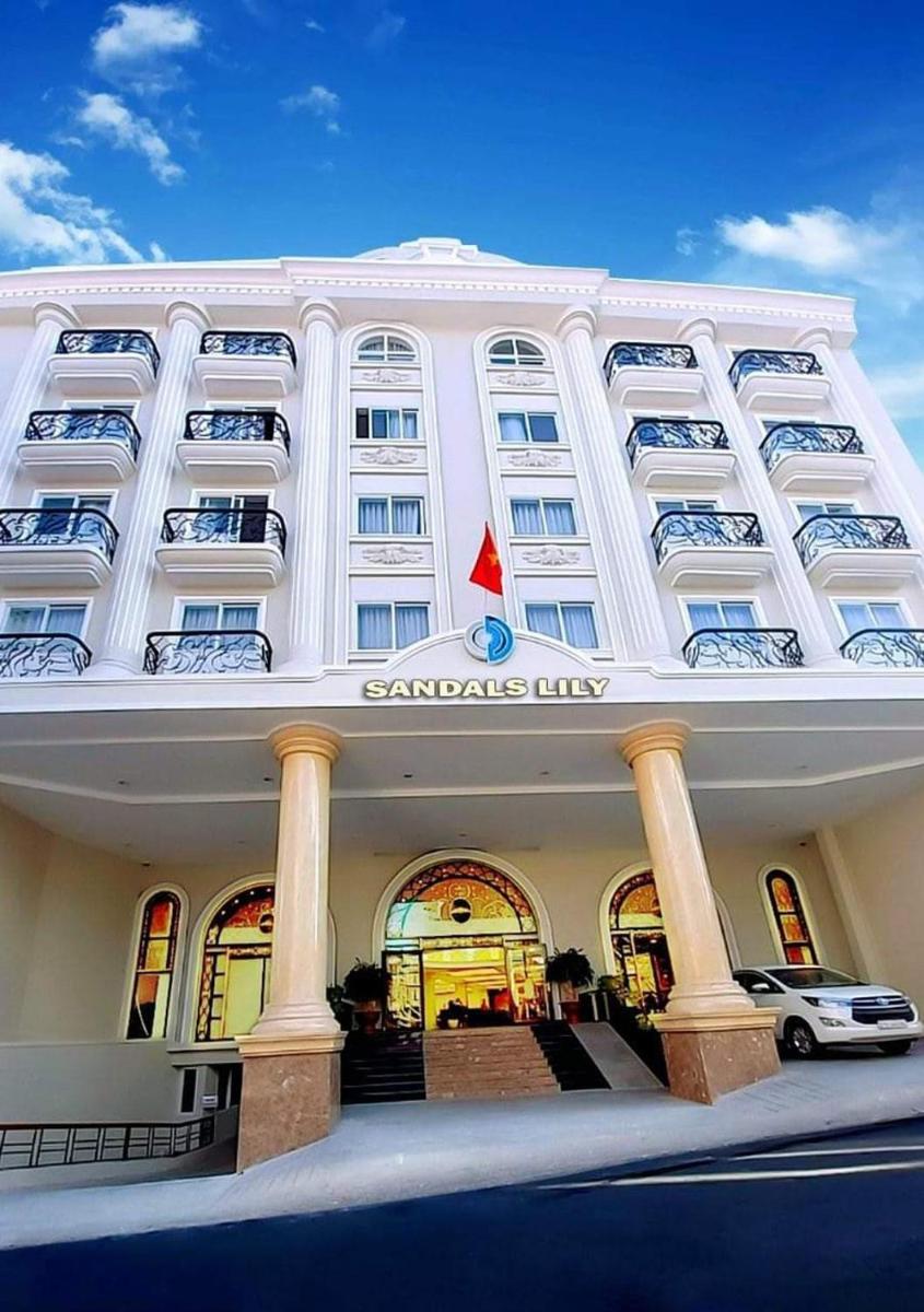 hotel building