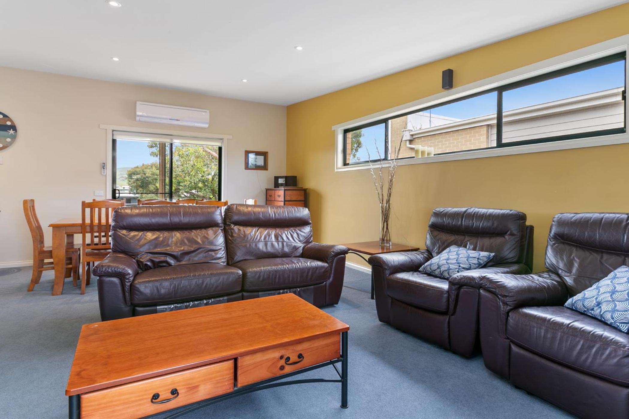Apollo Bay Hideaway 5 minute walk to the beach