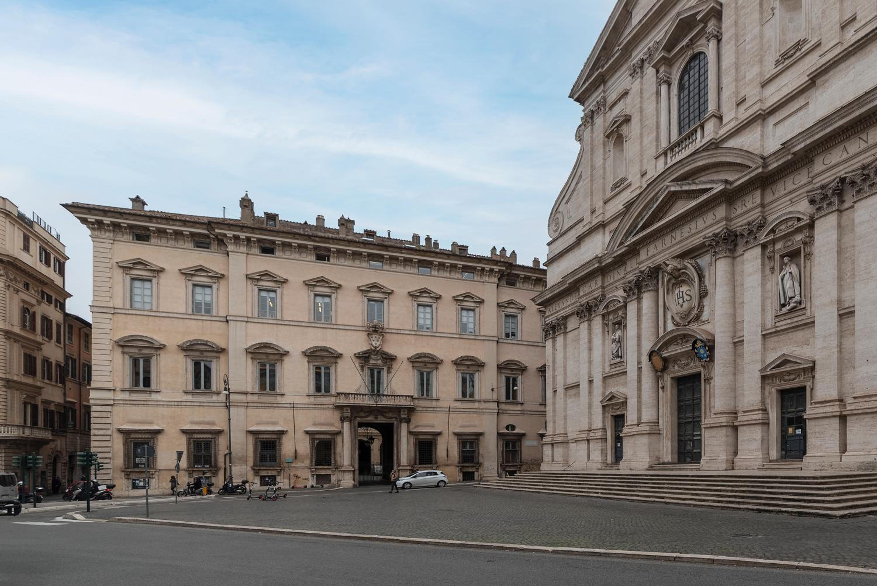 Palazzo Altieri Penthouse Apartments