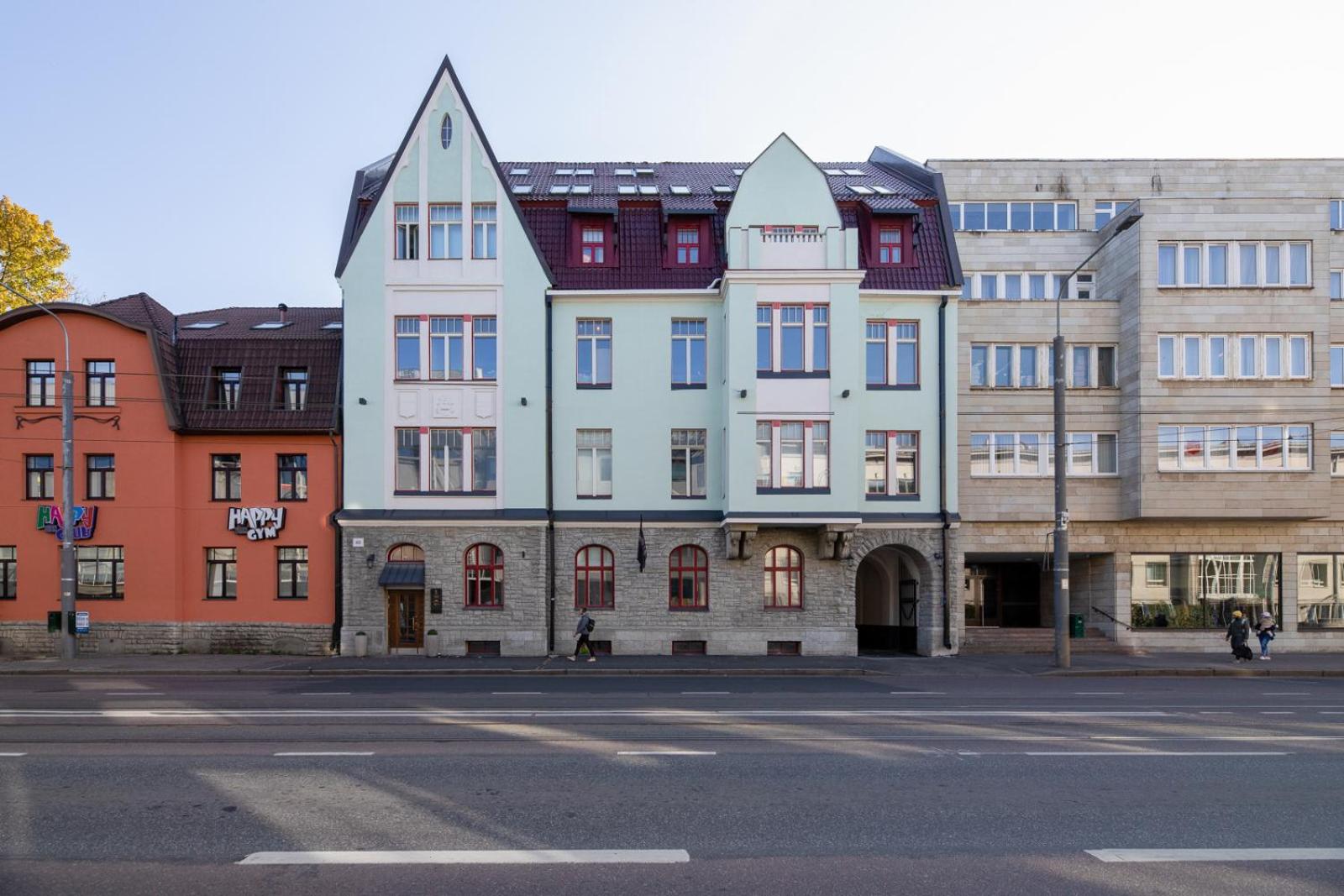 Bob W Tallinn City Centre - Avangard