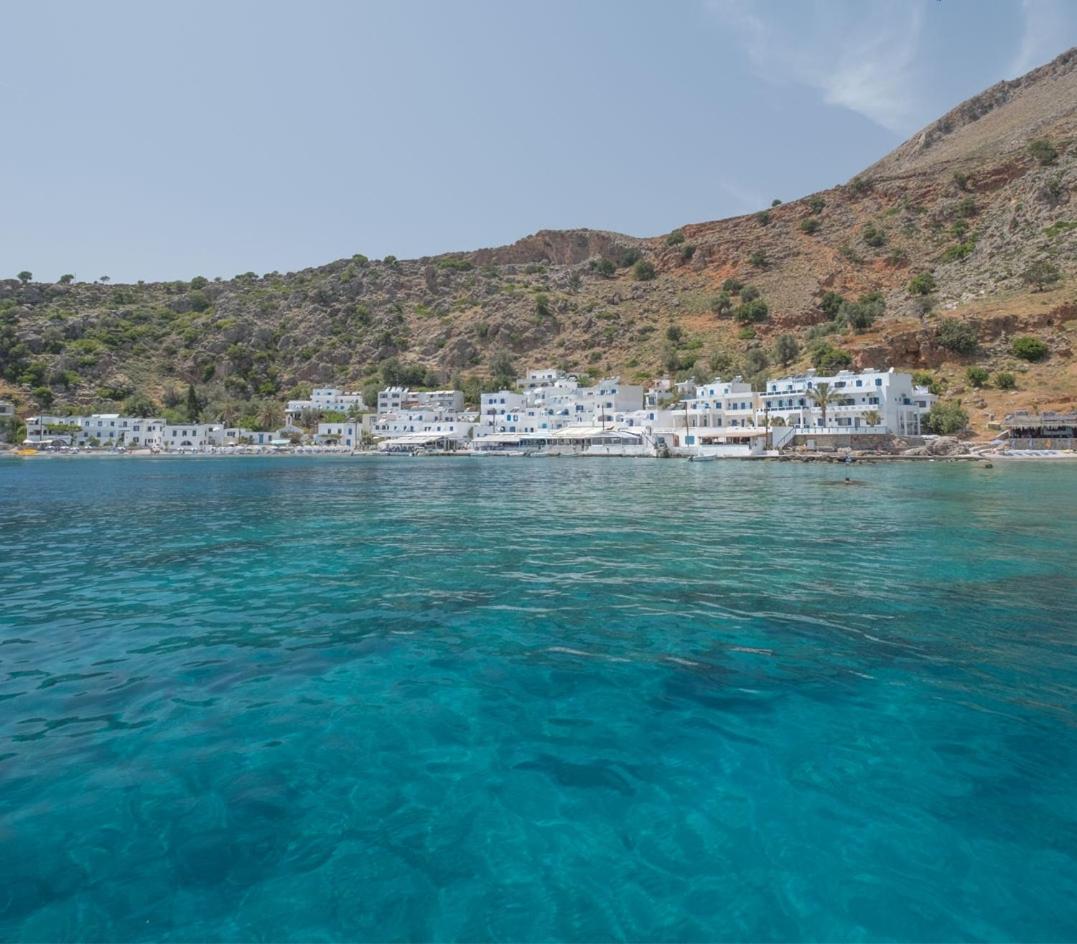 SUNRISE Spacious Apartment With 3 Bedrooms & 3 Bathrooms -Near to Chania view 4