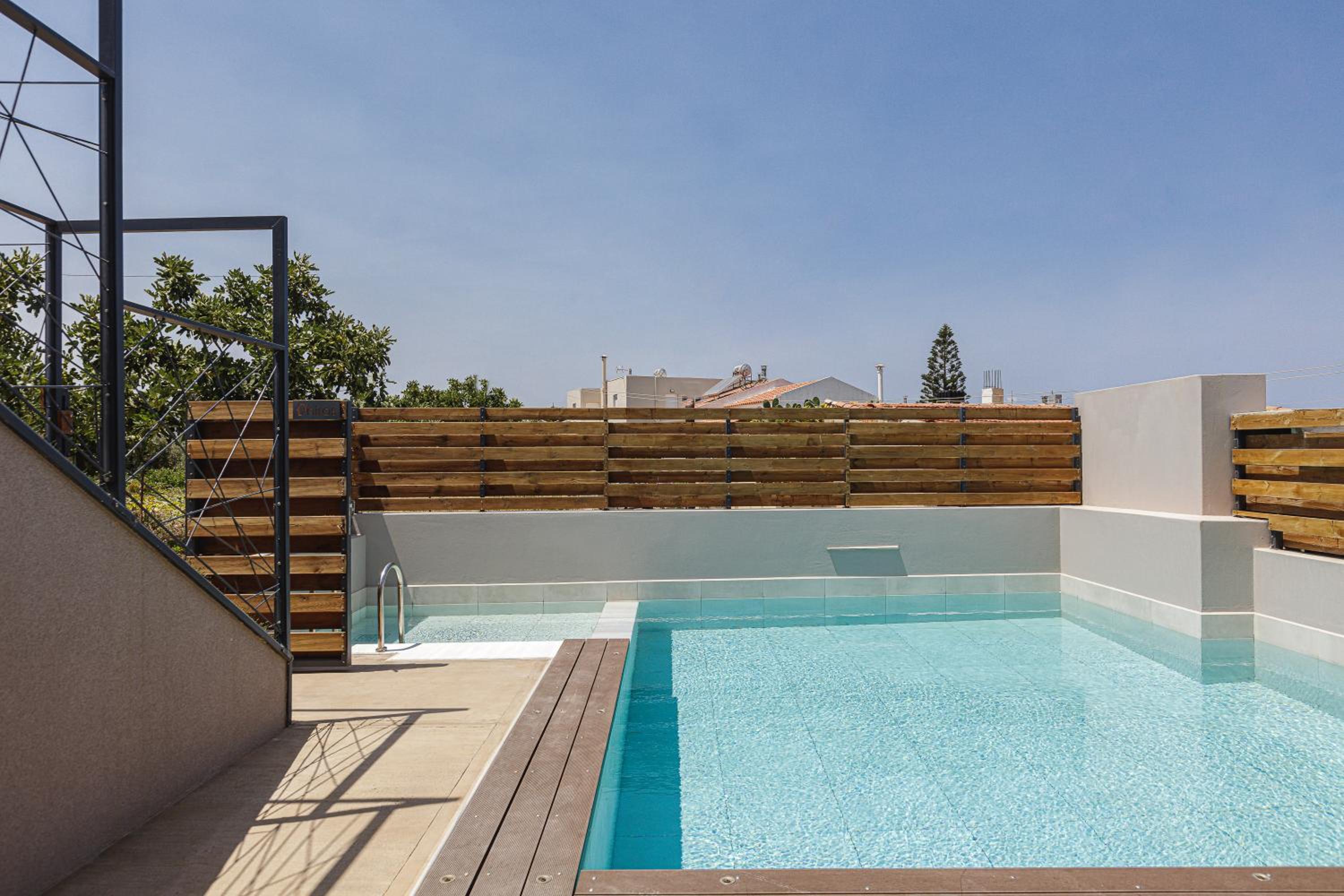 Iron Villas - Nefeli & Oniros view 2