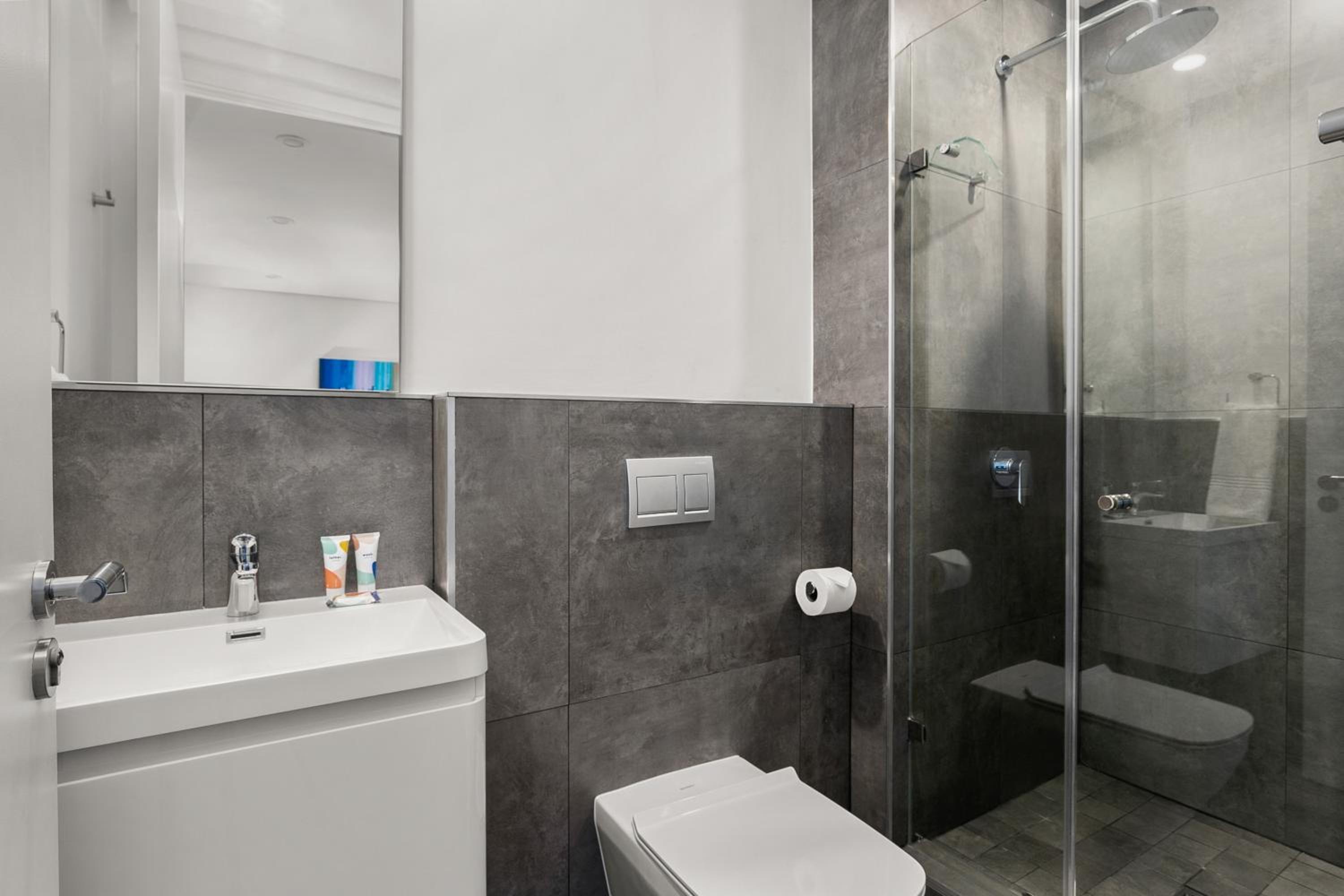 Illovo Central Apartments