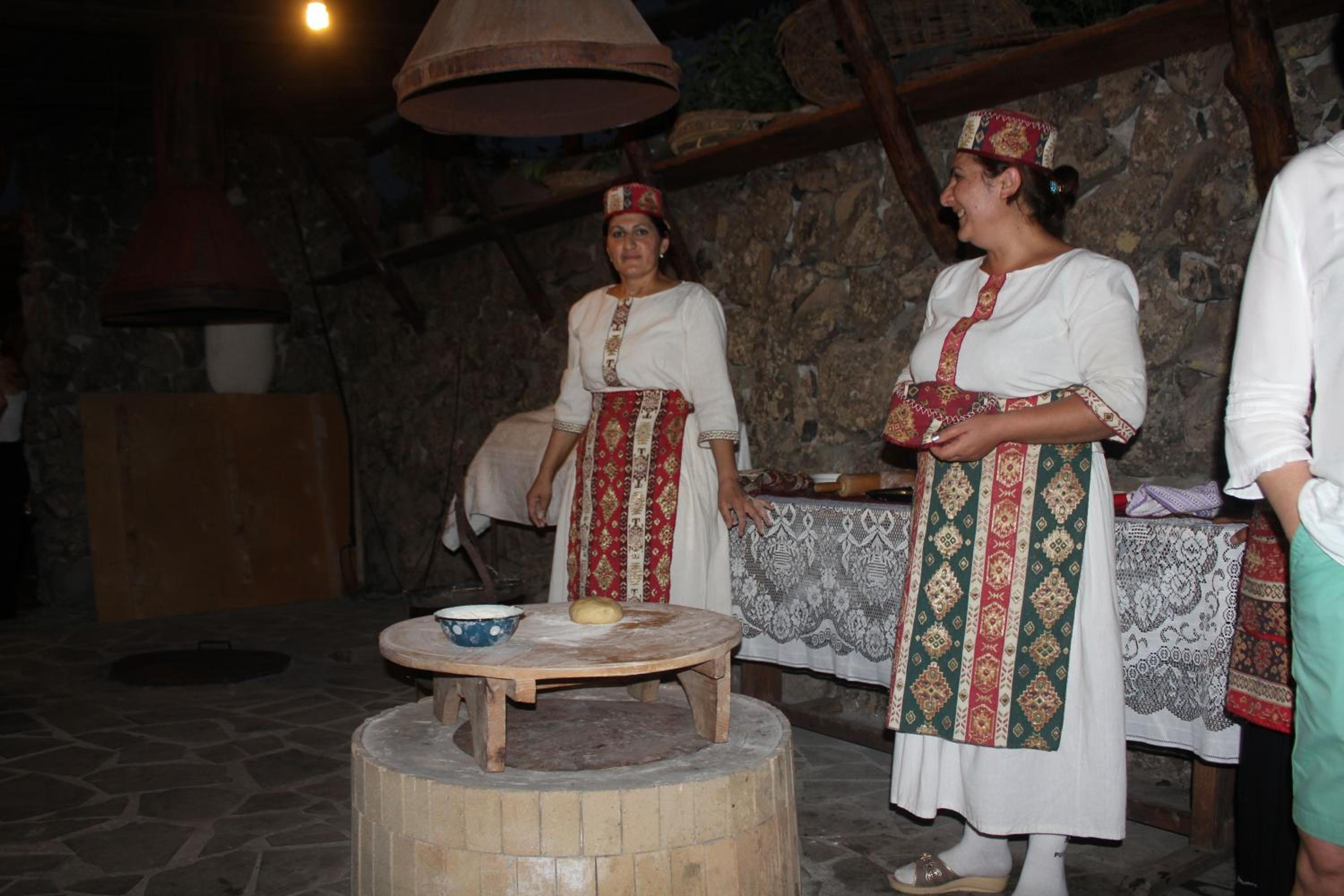 Garni HinYard