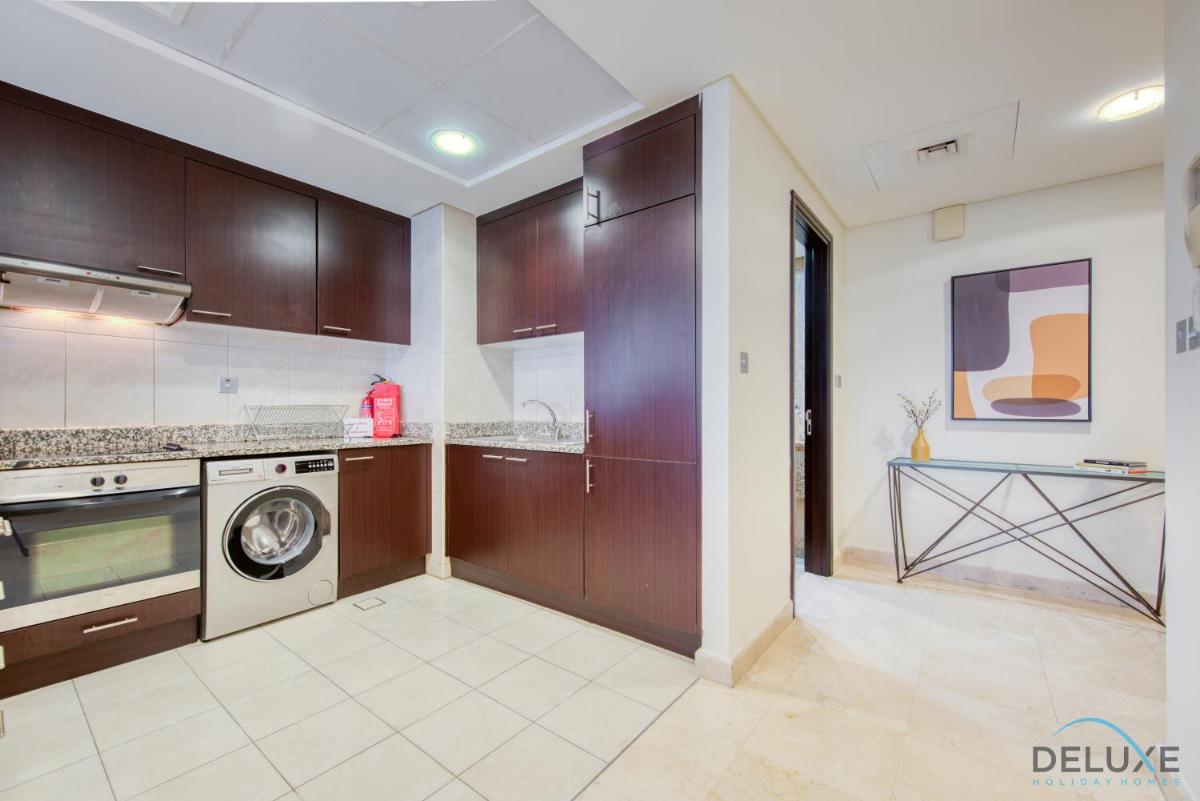Dreamy 1BR at Sky Gardens DIFC by Deluxe Holiday Homes