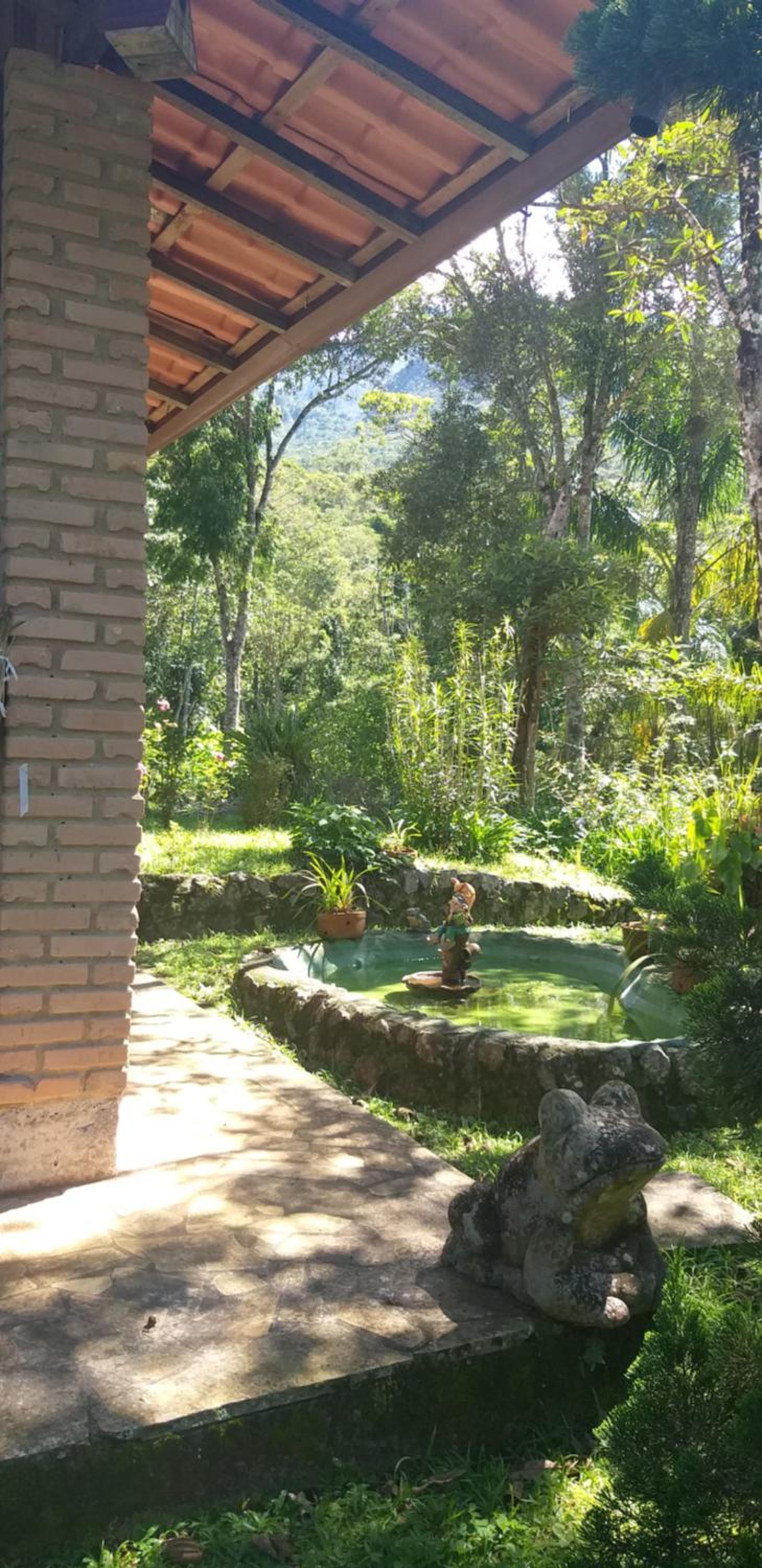 Casa Refúgio da floresta na Serra