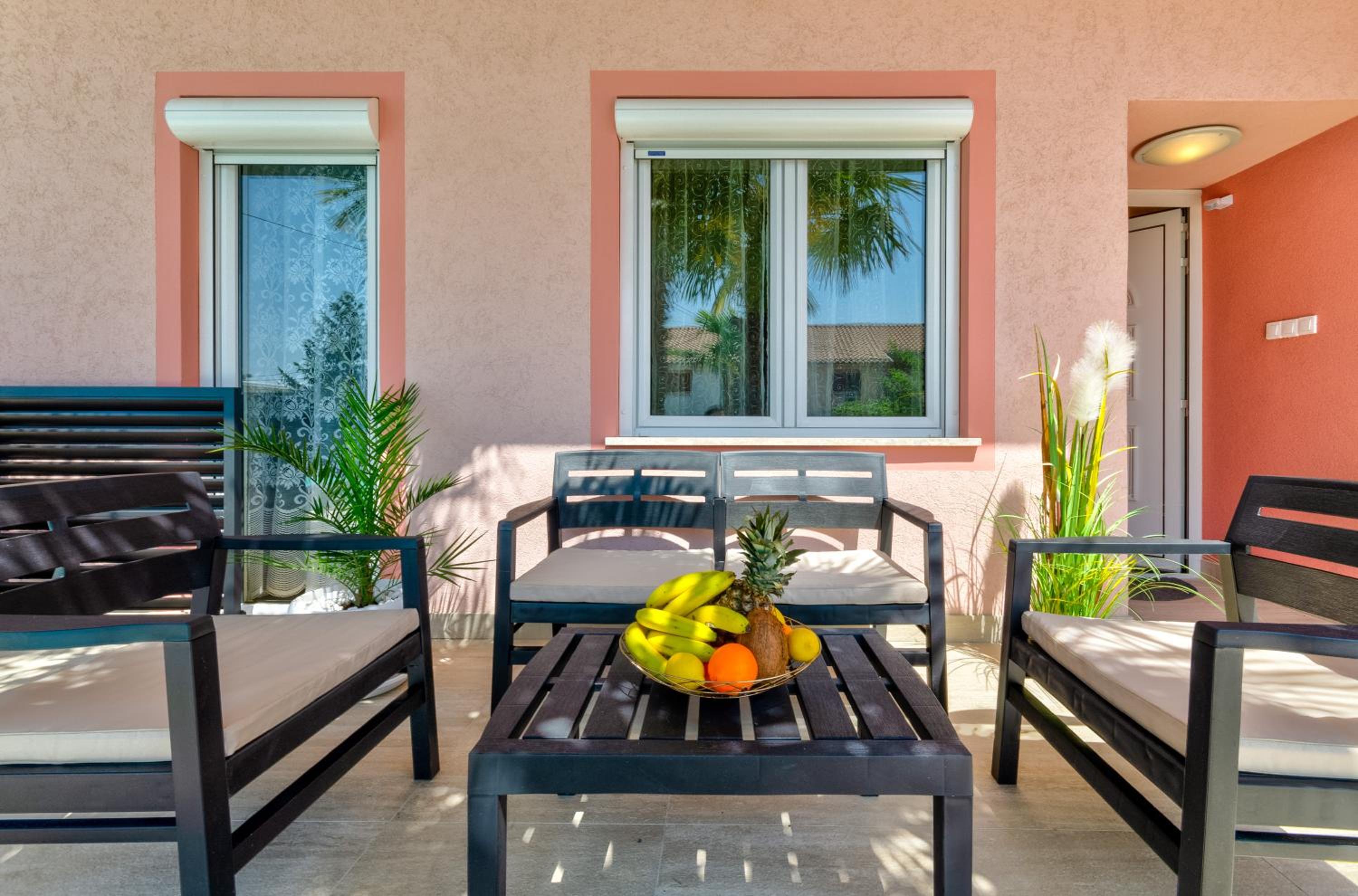 Hotel Apartments Meleh