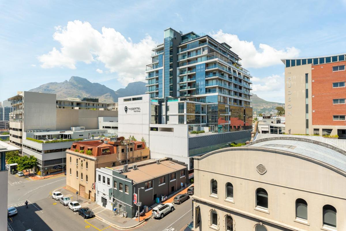 Old Cape Quarter 411 view 5