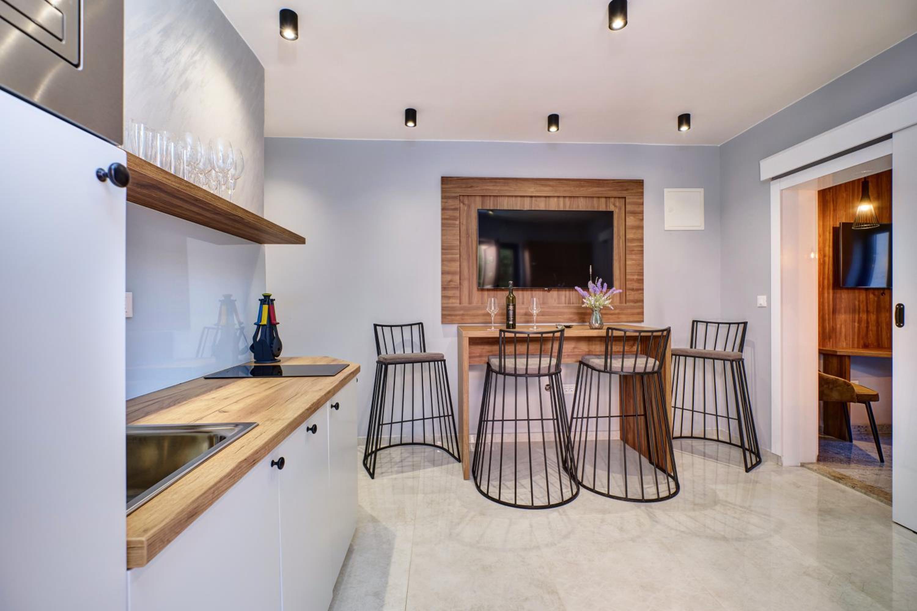 Luxury apartments view 5