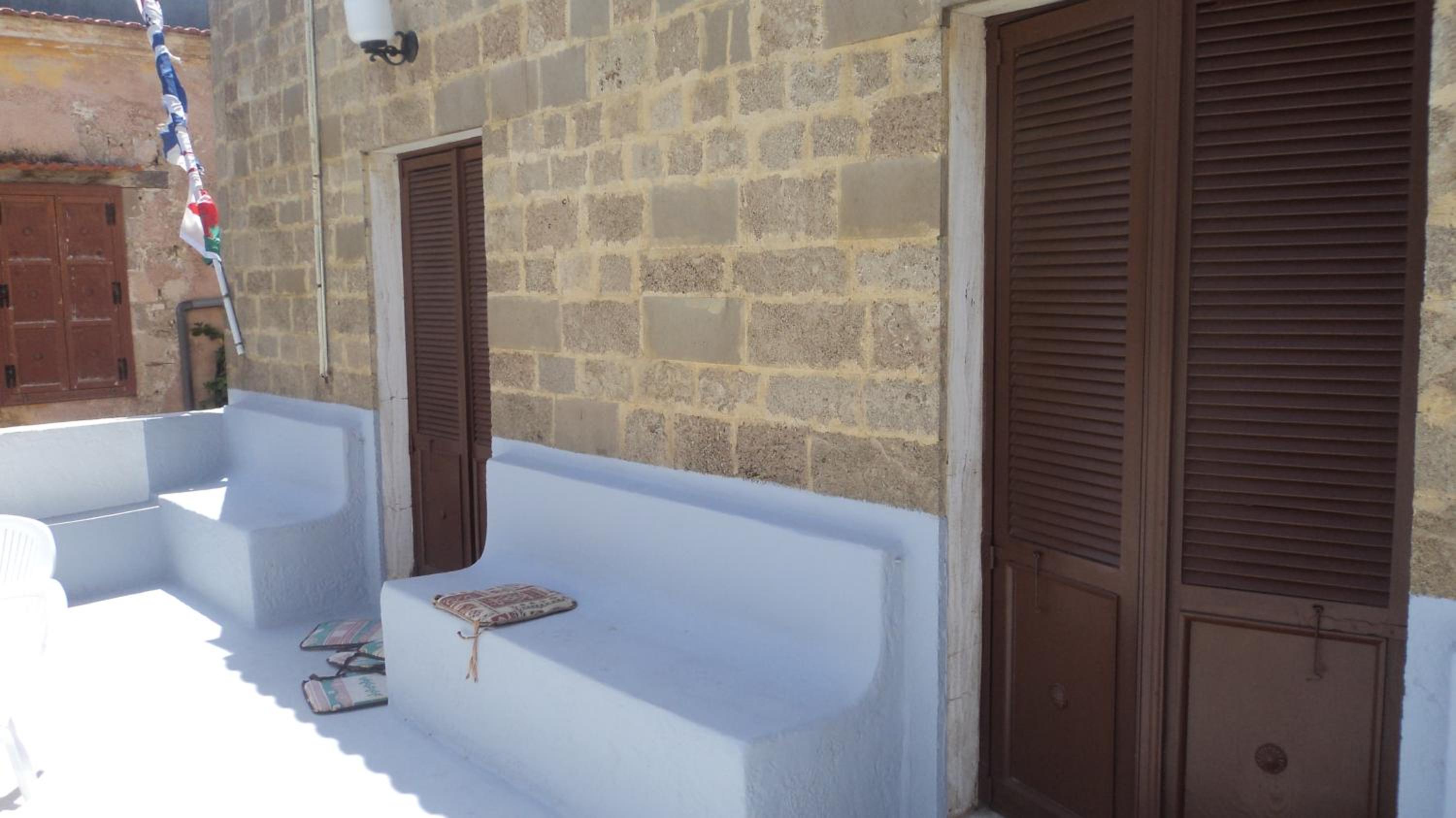 Stavros Pension