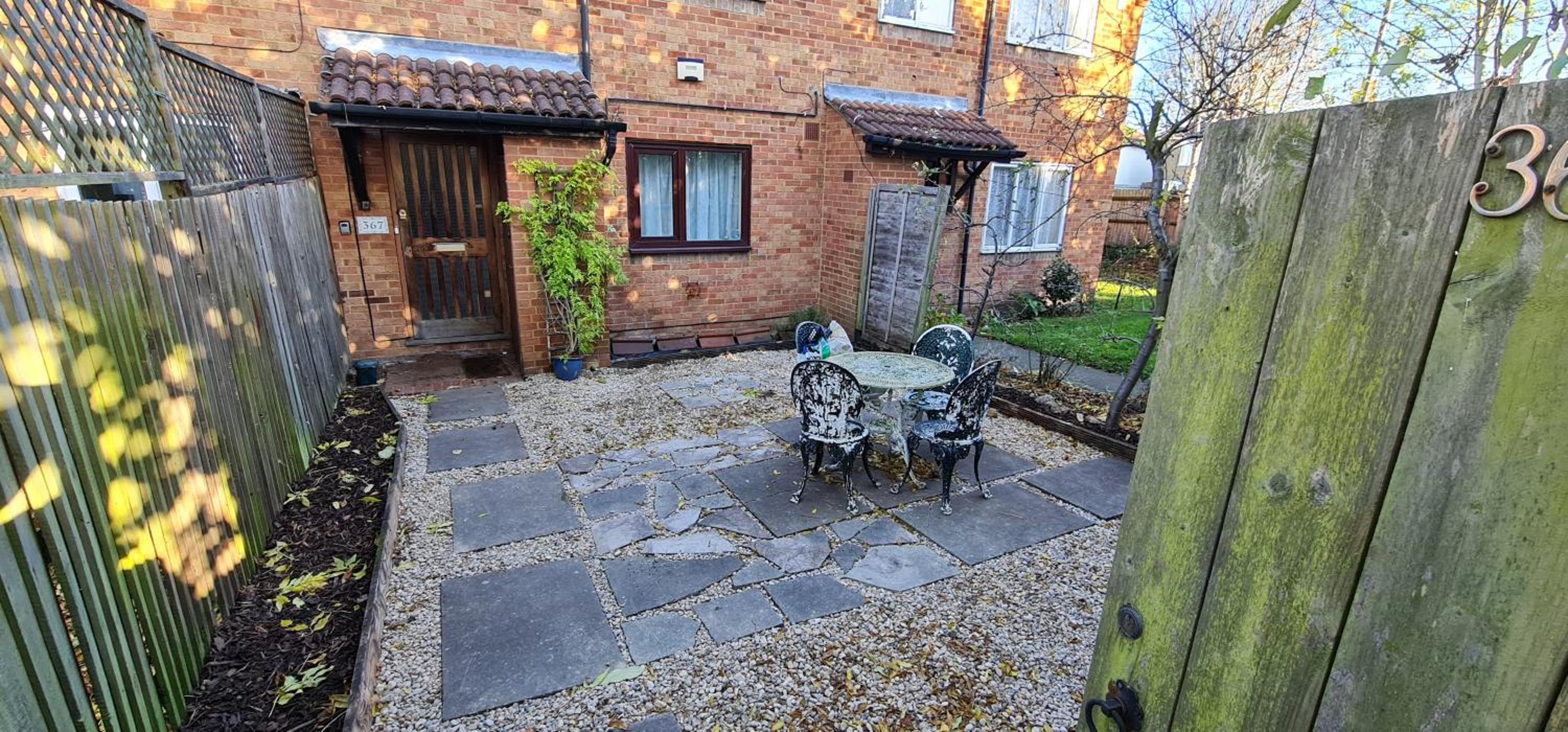 outdoor bbq area