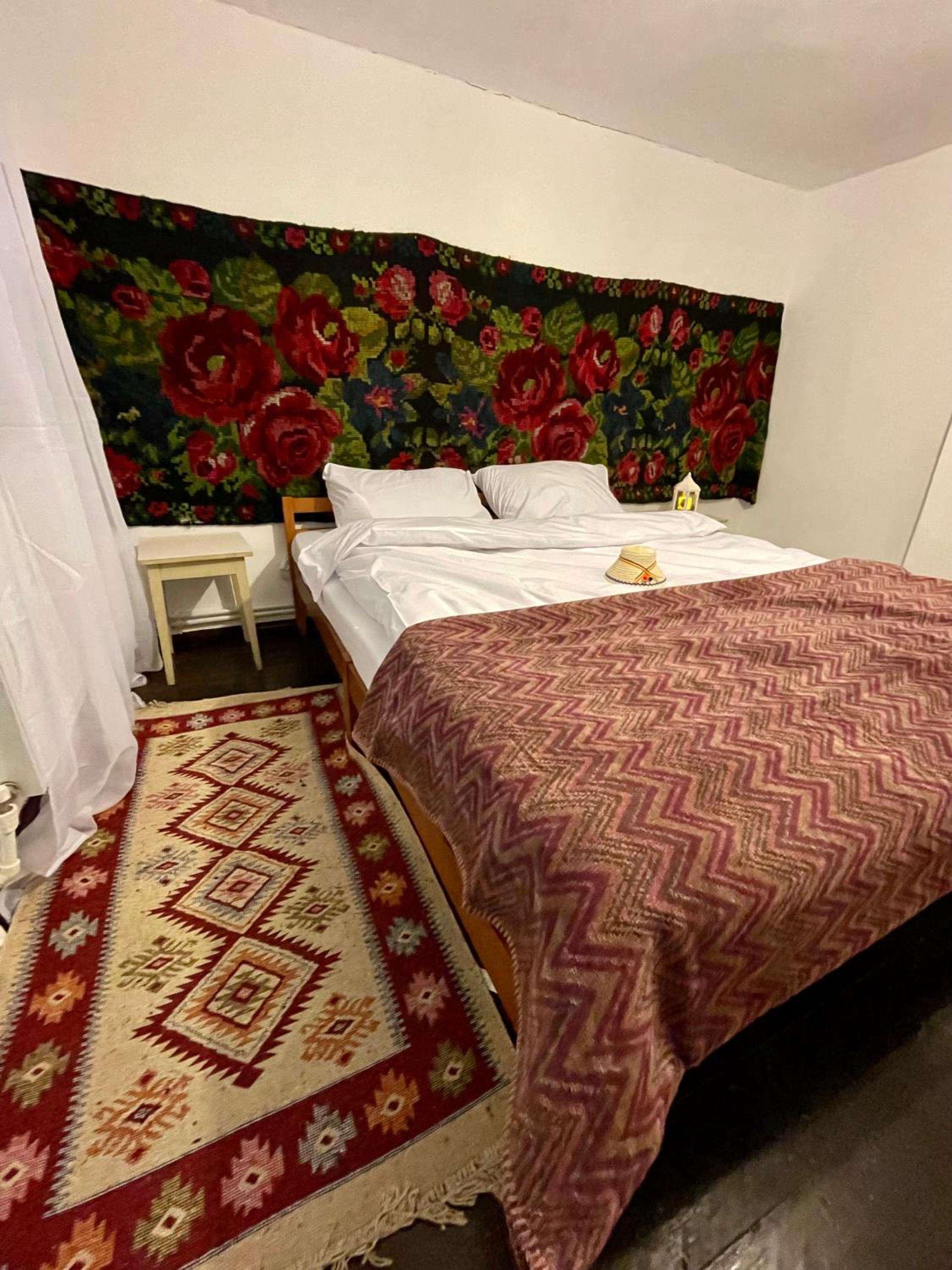 Casa Fântâna - La poalele muntilor -50 de metri de pârtia Olimpică view 4