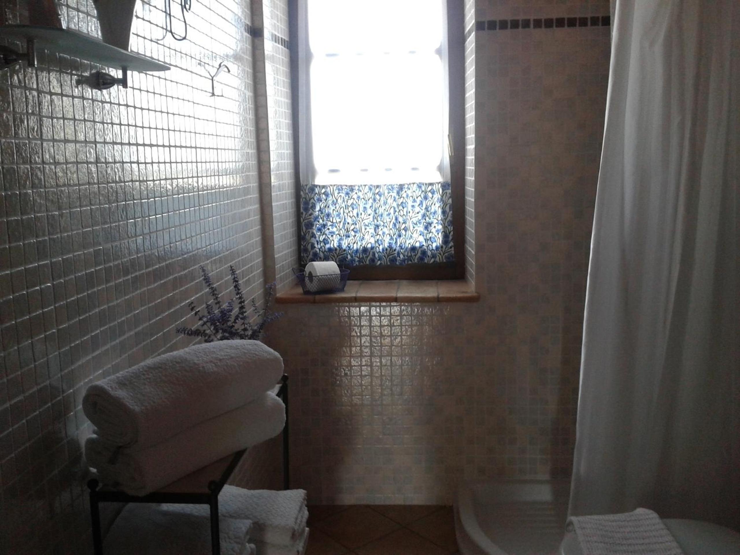 Photo 34