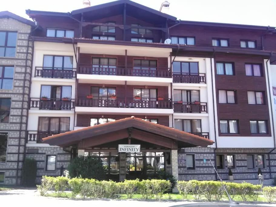 BREATHTAKING Mountain view 3 bedrooms appartement view 3
