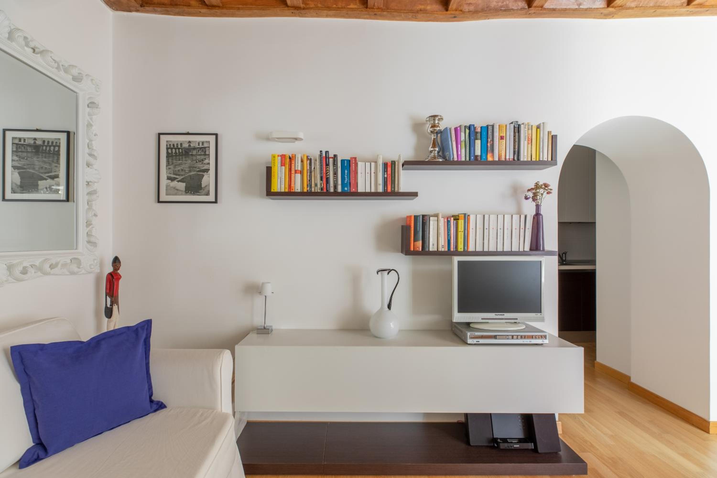 iFlat Via del Corso Elegant Apartment
