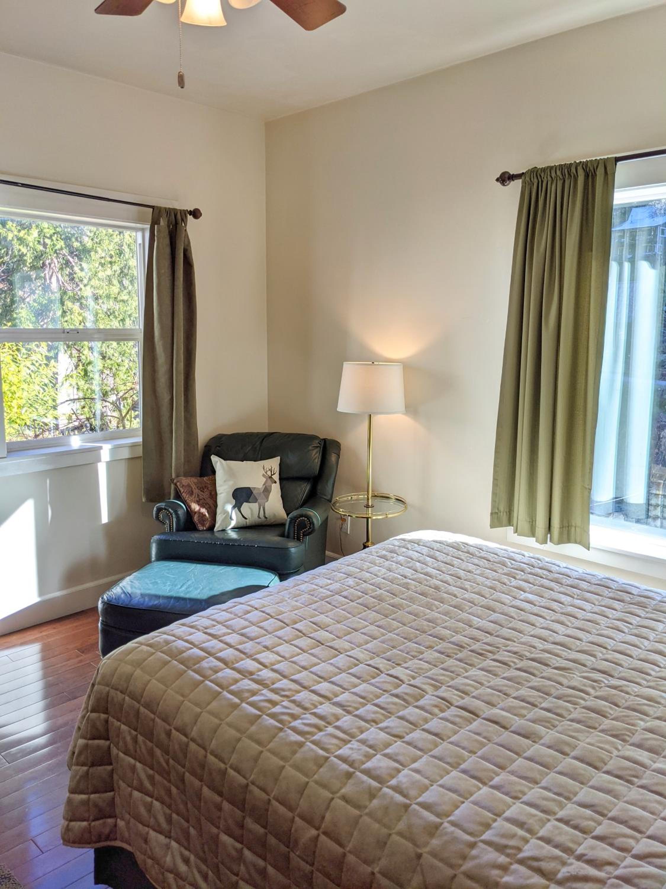 Carriage House Inn view 4
