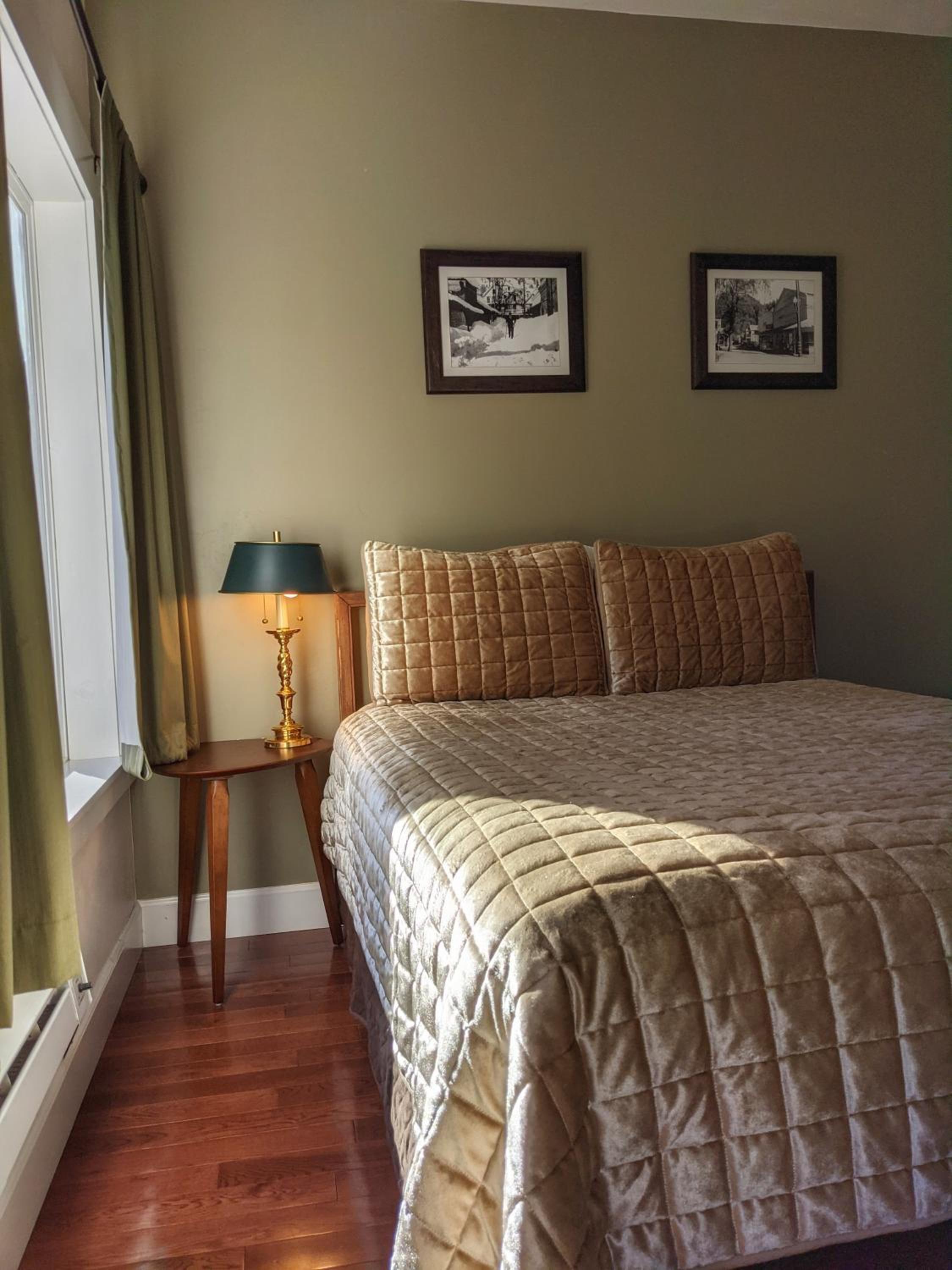 Carriage House Inn view 5