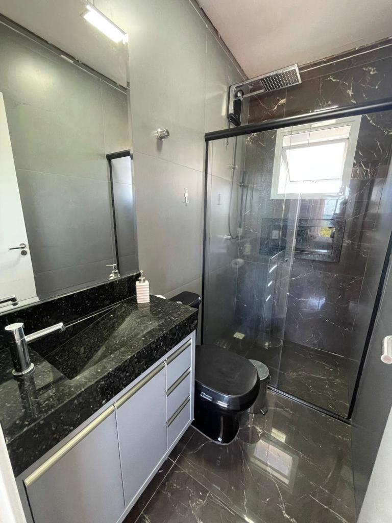 Seu refúgio paradisíaco a apenas 330 metros do mar TUB