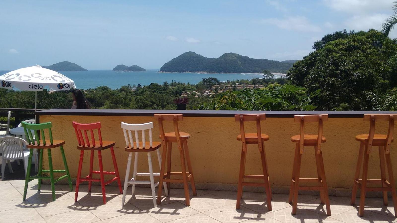 Aconchego 3 dorms, piscina, churrasq em Condomínio Fechado