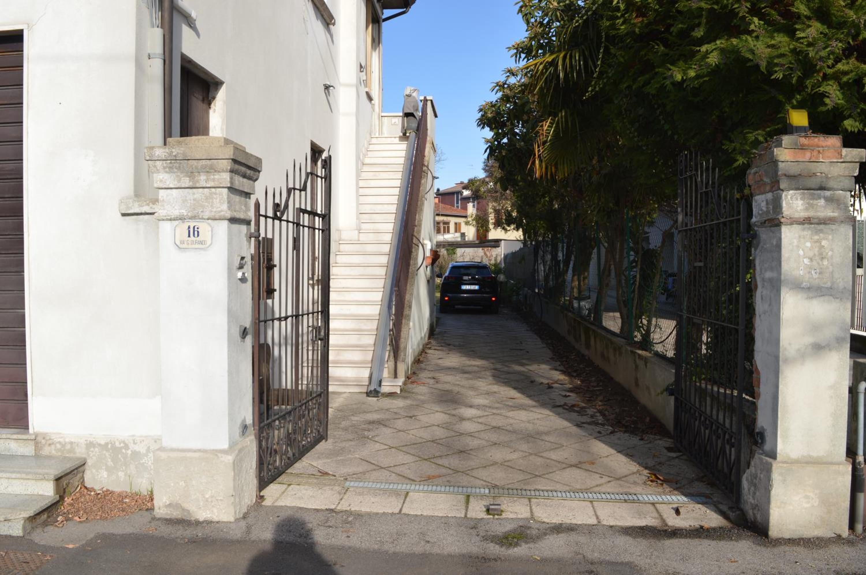 Noemi Venice Home view 2