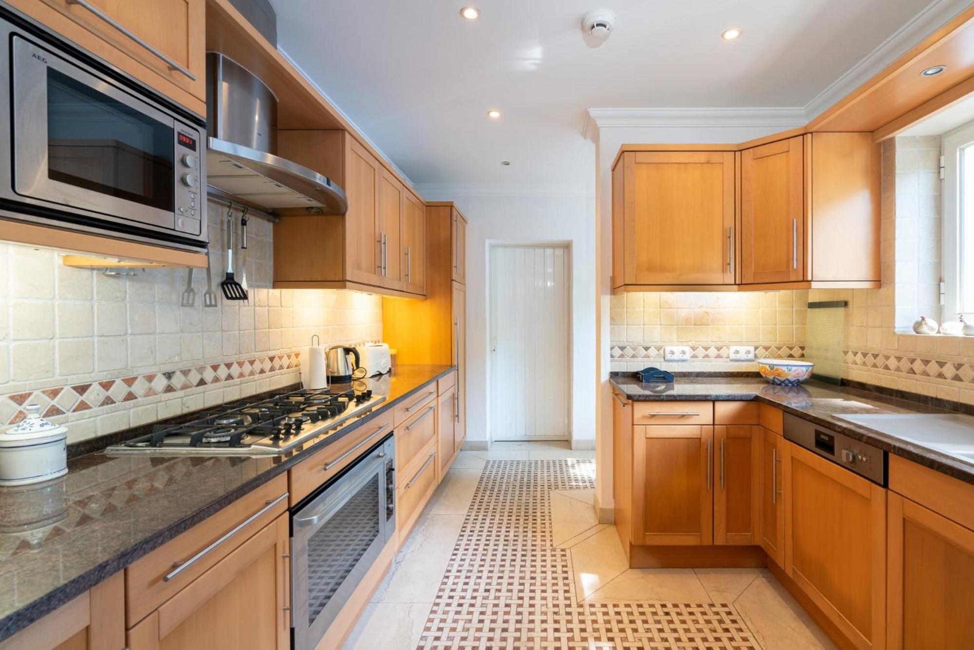 Villa Serendipity by SAPvillas view 2