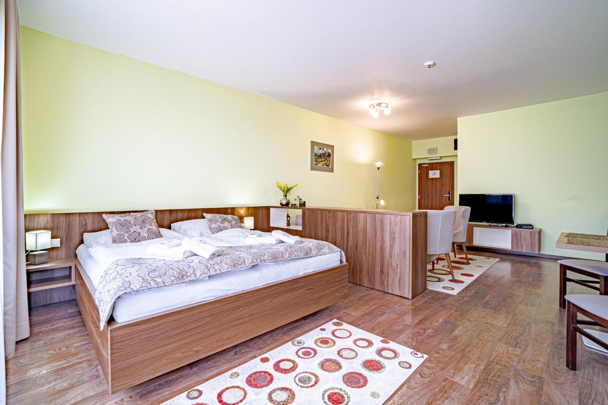 Studio A205 Hrebienok resort Starý Smokovec with garage view 5