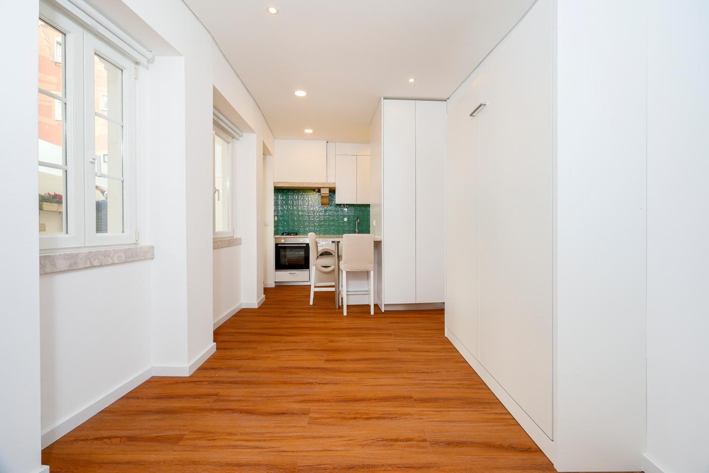 7ti7 Telhal apartment with a lovely Backyard view 4