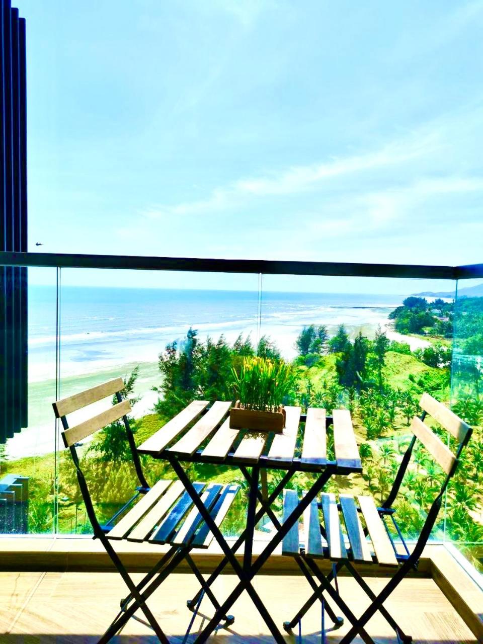 TIMURBAY SEAFRONT RESIDENCE by L'amour Home photo 2